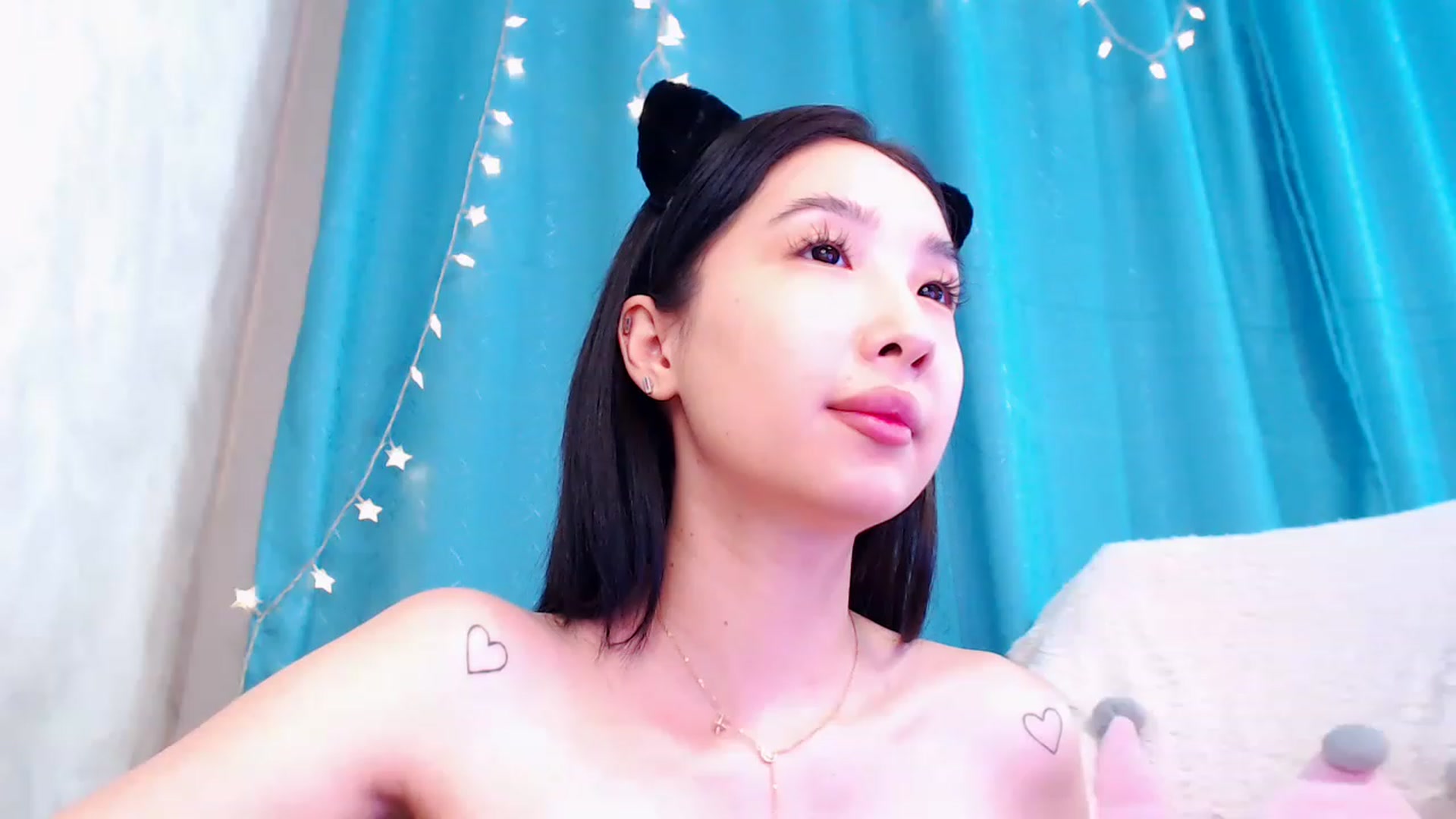 Gallery image thumbnail from ViktorrySweet's myfreecams stream on, 12/28/2022, 06:54 image 11 of 20