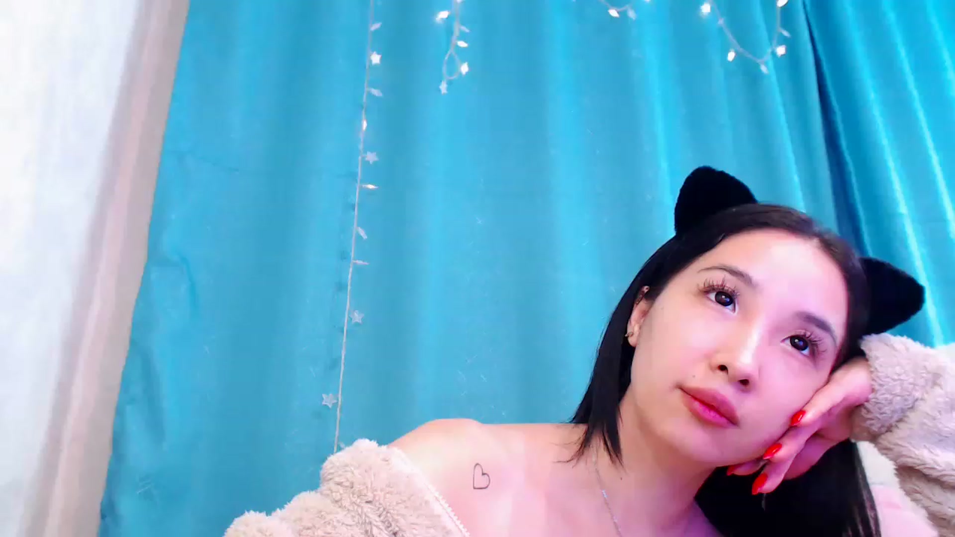 Gallery image thumbnail from ViktorrySweet's myfreecams stream on, 12/30/2022, 14:44 image 1 of 20