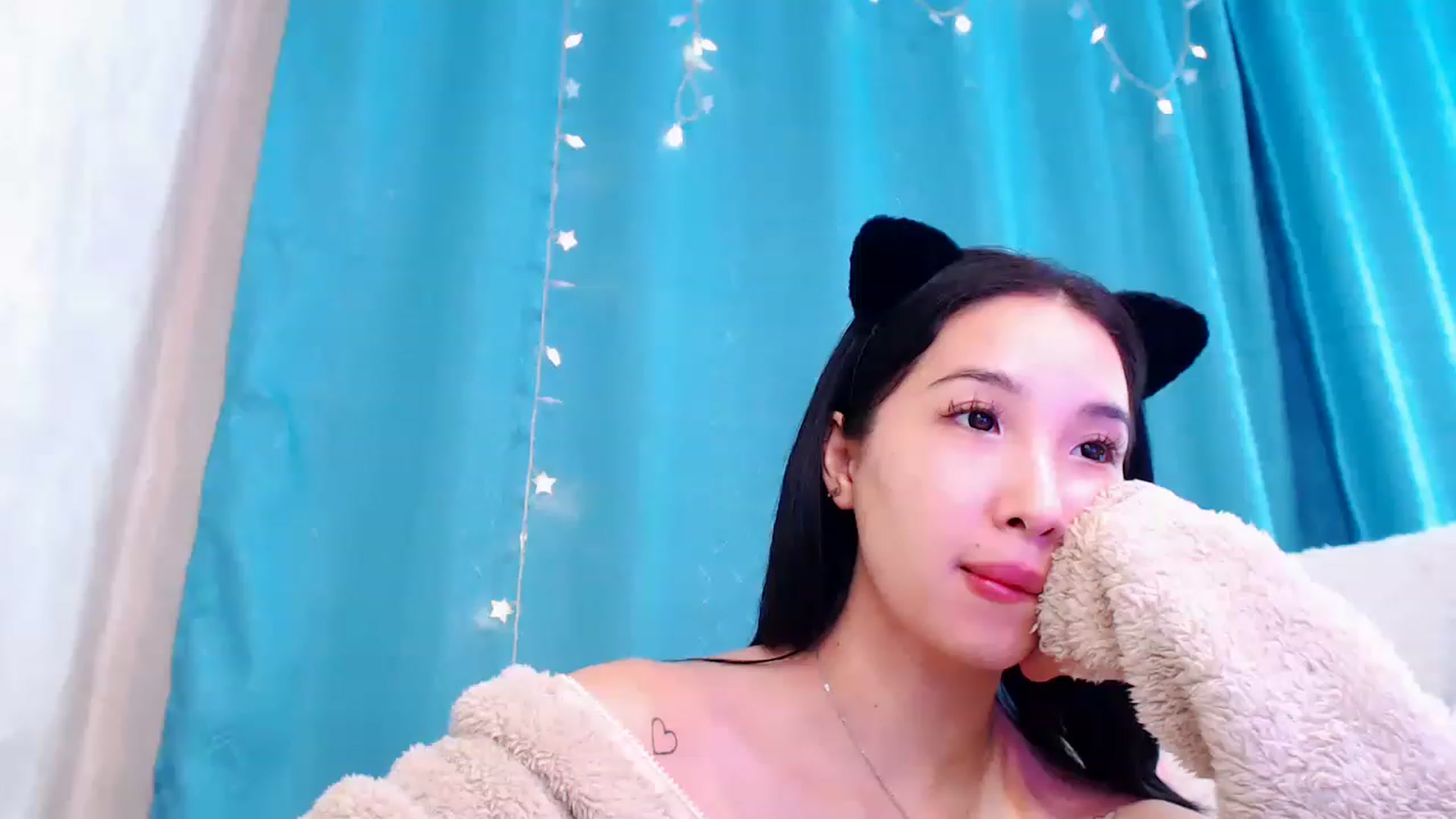 Gallery image thumbnail from ViktorrySweet's myfreecams stream on, 12/30/2022, 14:44 image 8 of 20