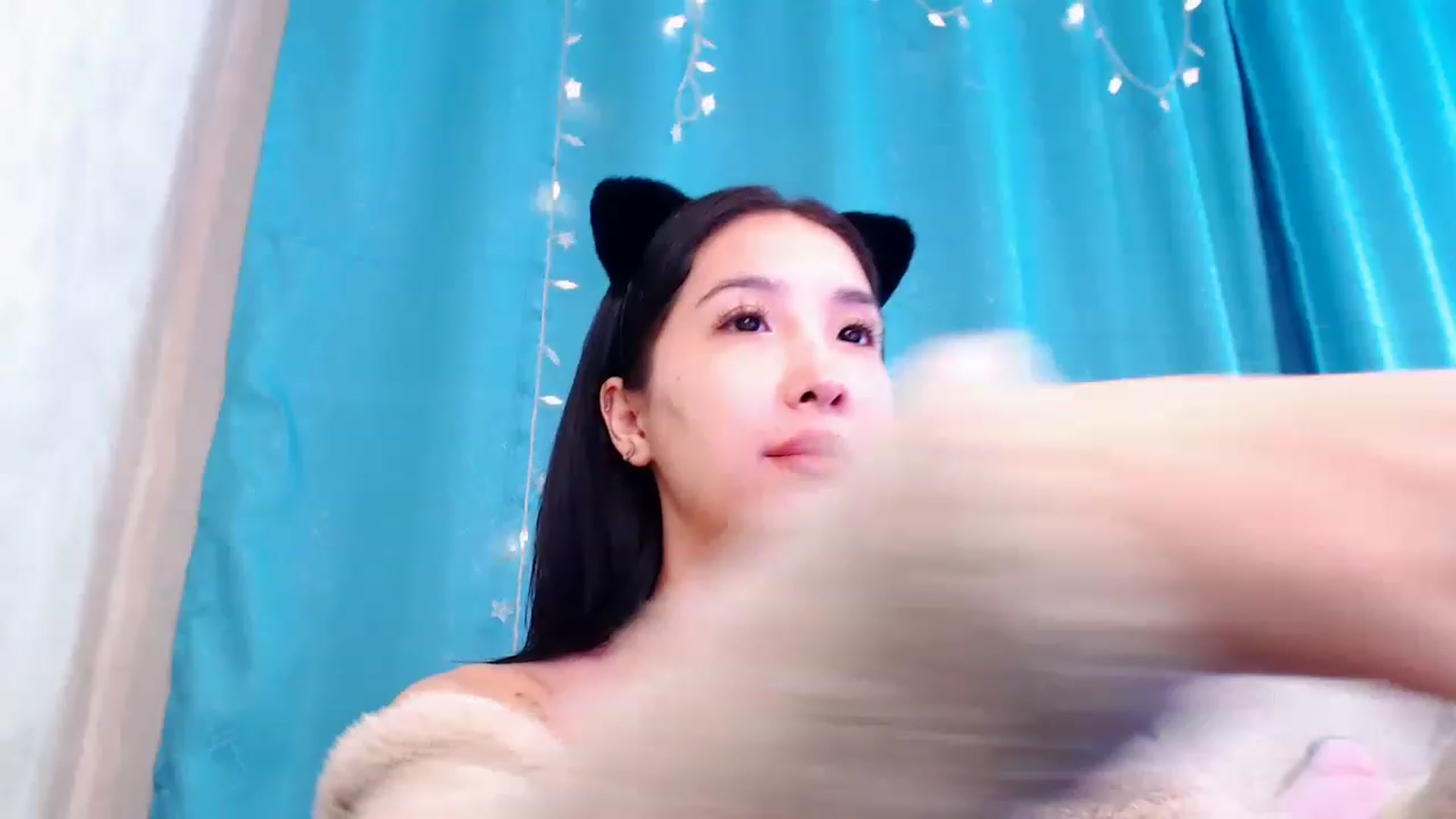 Gallery image thumbnail from ViktorrySweet's myfreecams stream on, 12/30/2022, 14:44 image 2 of 20