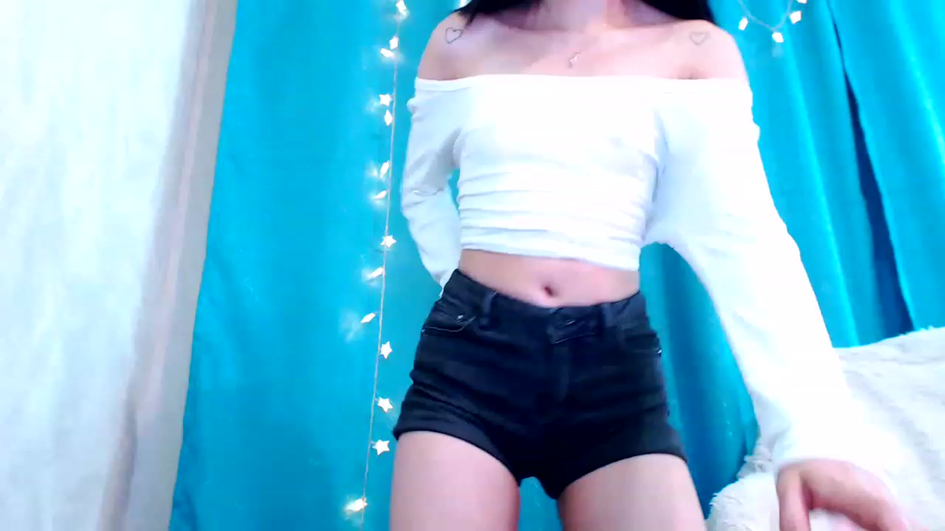 Gallery image thumbnail from ViktorrySweet's myfreecams stream on, 12/31/2022, 15:08 image 6 of 20