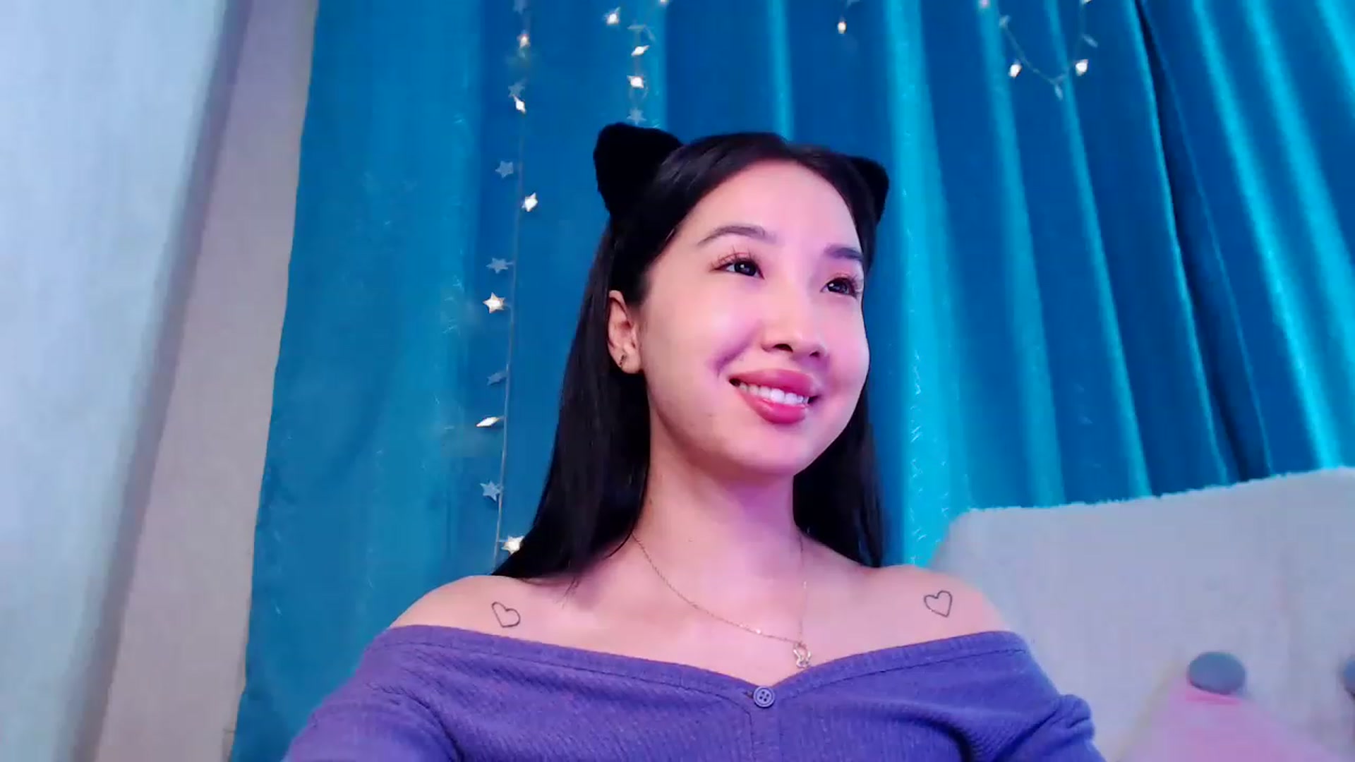 Gallery image thumbnail from ViktorrySweet's myfreecams stream on, 01/03/2023, 14:09 image 10 of 20