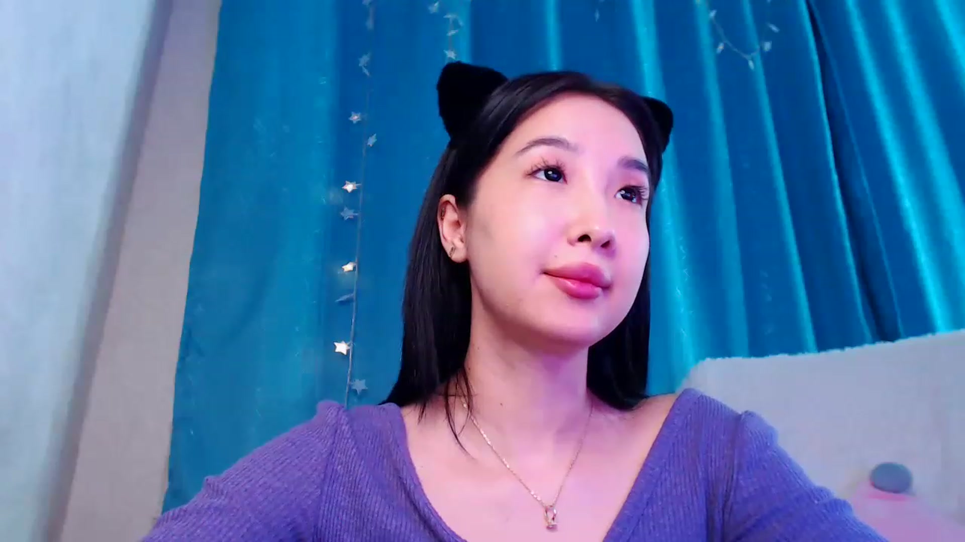 Gallery image thumbnail from ViktorrySweet's myfreecams stream on, 01/03/2023, 14:09 image 17 of 20