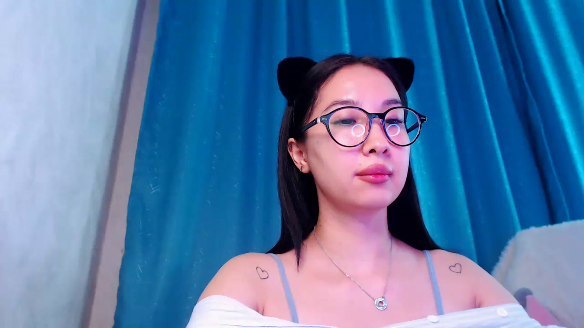 Gallery image thumbnail from ViktorrySweet's myfreecams stream on, 01/04/2023, 14:21 image 20 of 20