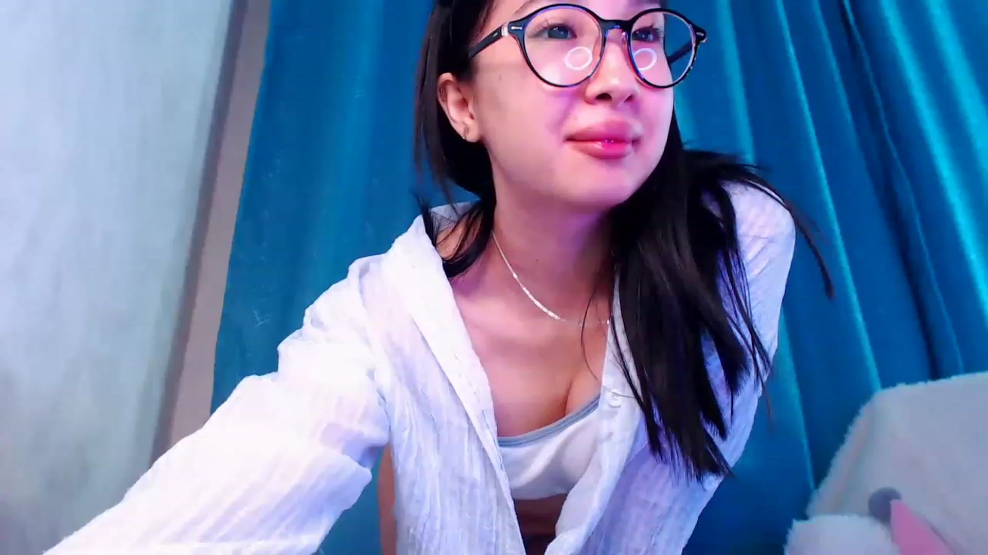 Gallery image thumbnail from ViktorrySweet's myfreecams stream on, 01/04/2023, 14:21 image 13 of 20