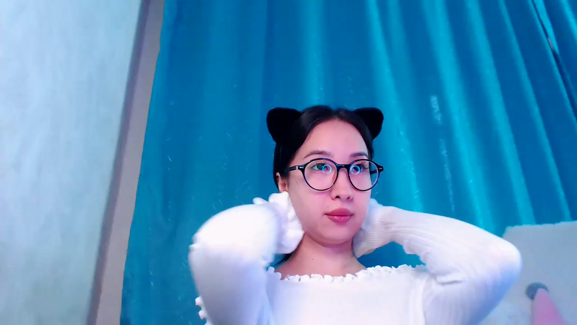 Gallery image thumbnail from ViktorrySweet's myfreecams stream on, 01/06/2023, 05:00 image 20 of 20
