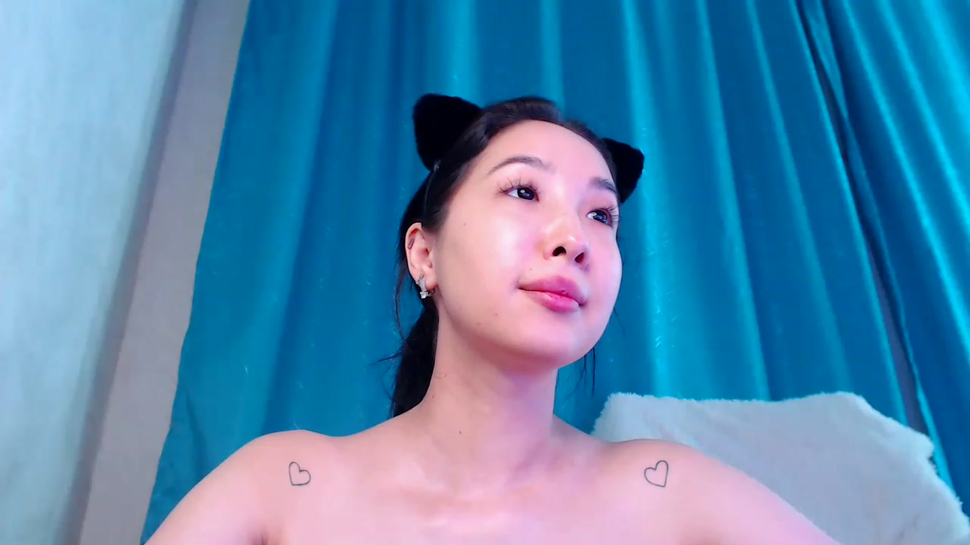 Gallery image thumbnail from ViktorrySweet's myfreecams stream on, 01/07/2023, 17:41 image 20 of 20