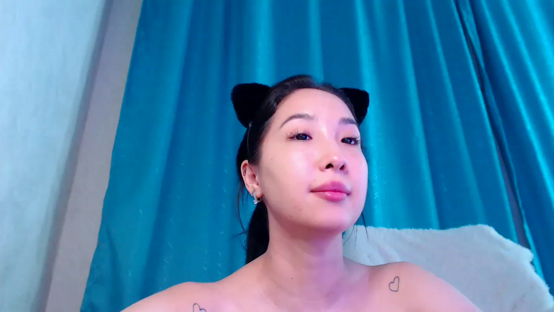 Gallery image thumbnail from ViktorrySweet's myfreecams stream on, 01/07/2023, 17:41 image 4 of 20