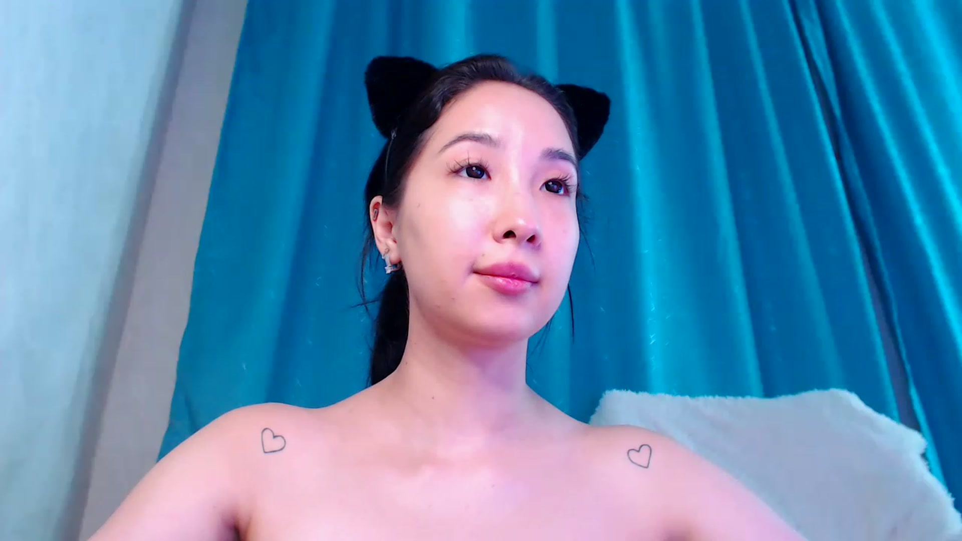 Gallery image thumbnail from ViktorrySweet's myfreecams stream on, 01/07/2023, 17:41 image 8 of 20