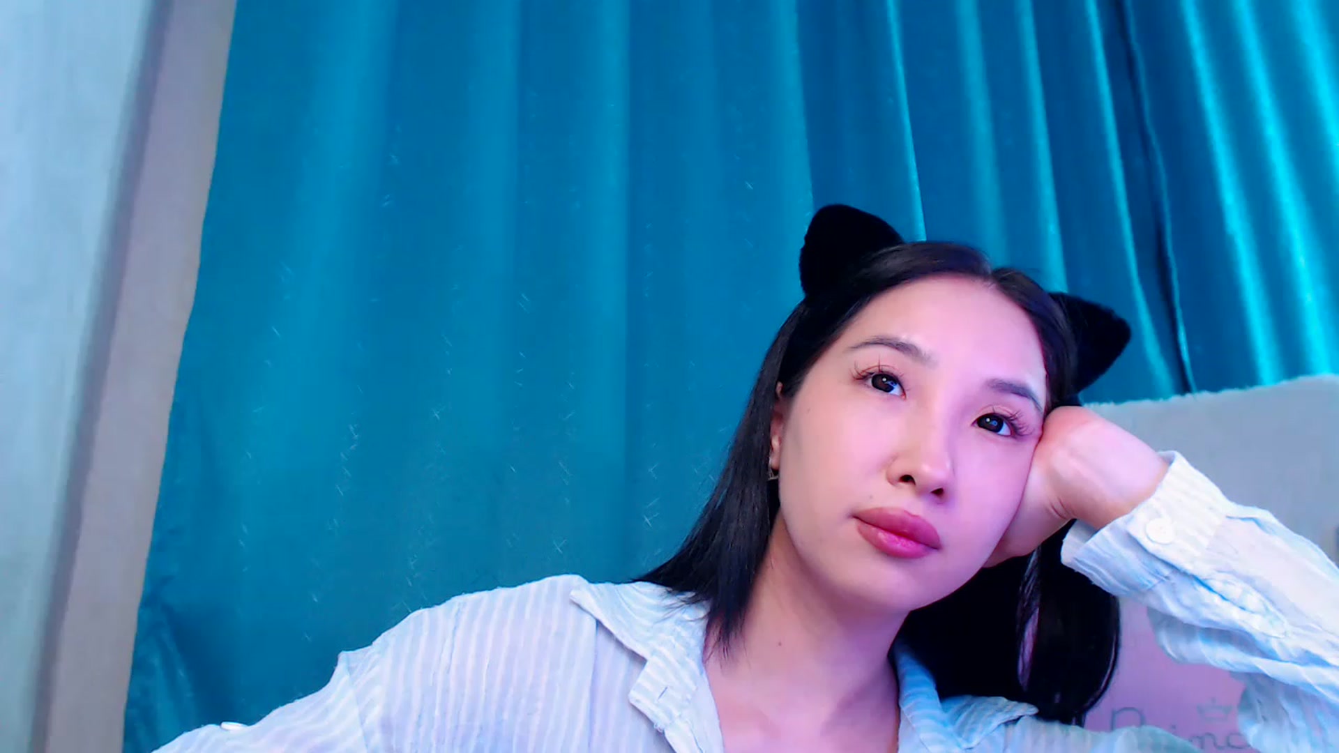 Gallery image thumbnail from ViktorrySweet's myfreecams stream on, 01/08/2023, 16:25 image 3 of 20
