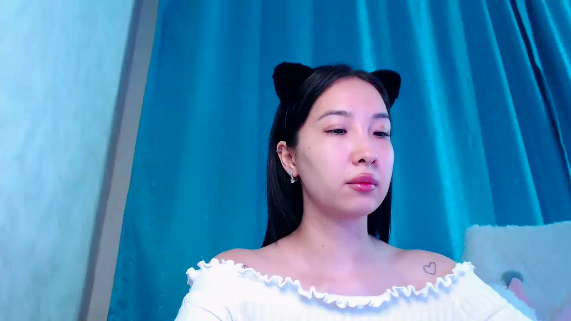 Gallery image thumbnail from ViktorrySweet's myfreecams stream on, 01/09/2023, 14:20 image 1 of 20