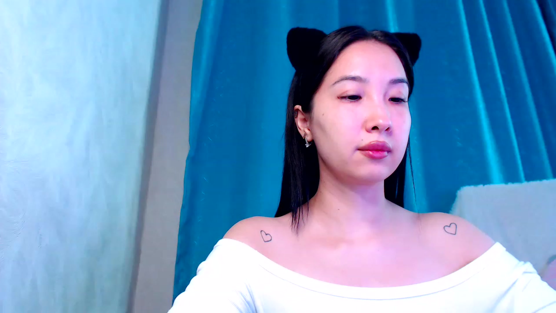 Gallery image thumbnail from ViktorrySweet's myfreecams stream on, 01/12/2023, 14:21 image 15 of 20