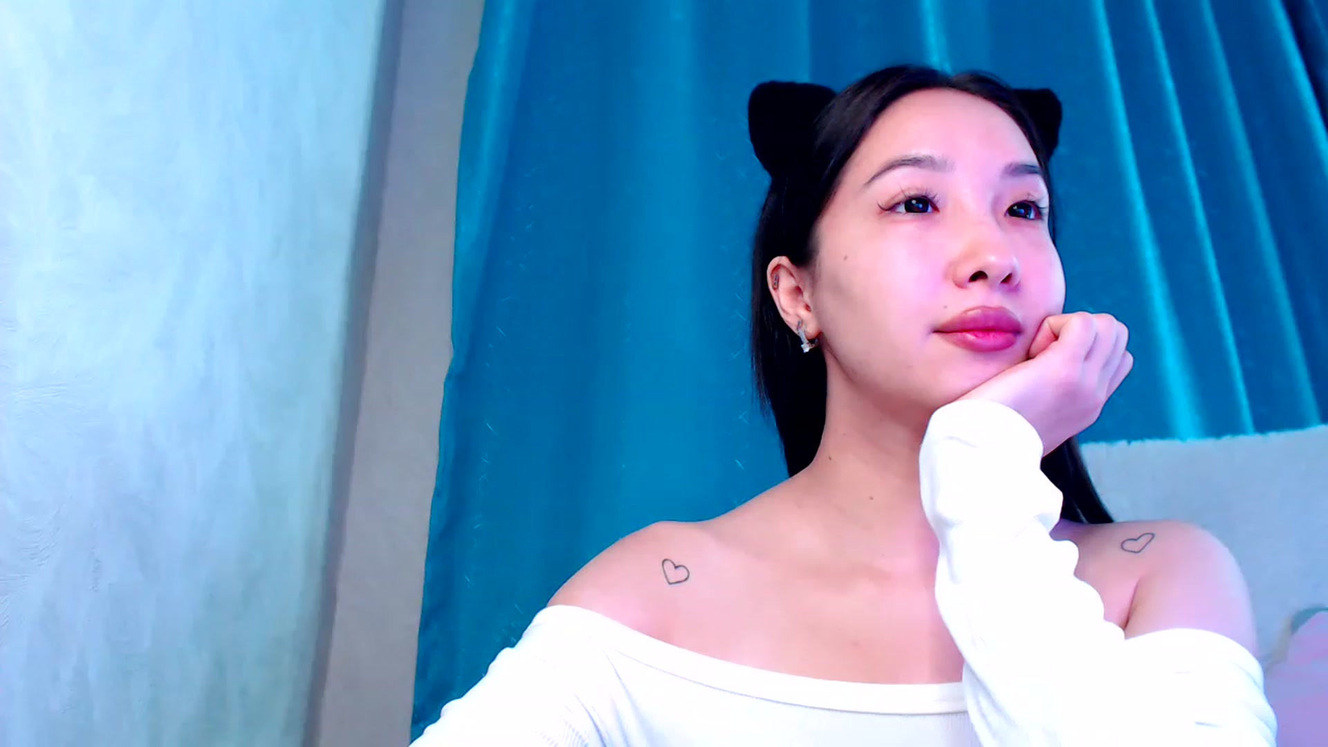 Gallery image thumbnail from ViktorrySweet's myfreecams stream on, 01/12/2023, 14:21 image 8 of 20