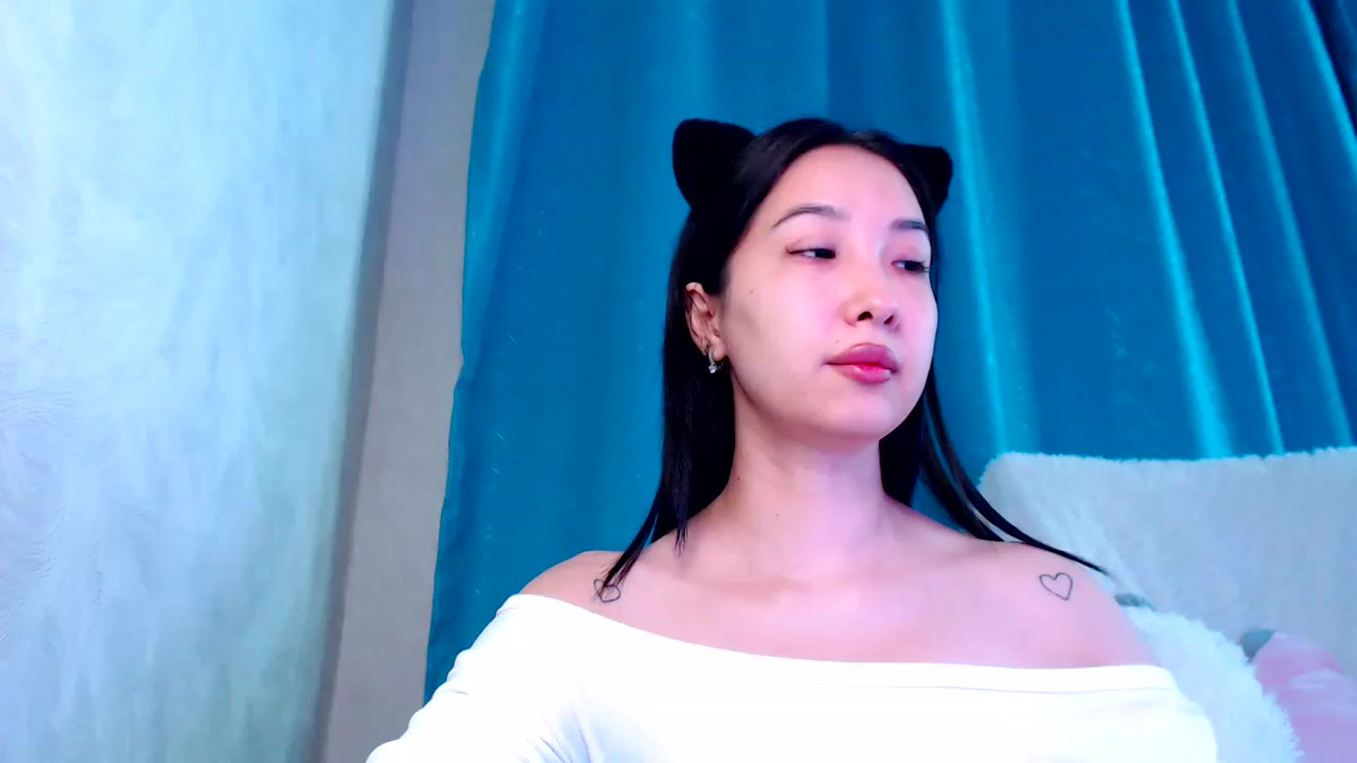 Gallery image thumbnail from ViktorrySweet's myfreecams stream on, 01/12/2023, 14:21 image 7 of 20