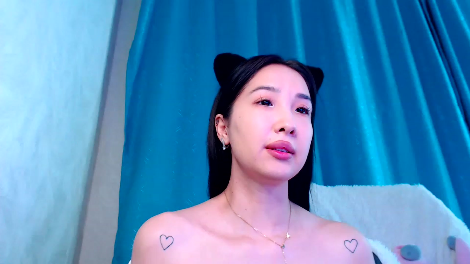 Gallery image thumbnail from ViktorrySweet's myfreecams stream on, 01/13/2023, 14:35 image 15 of 20