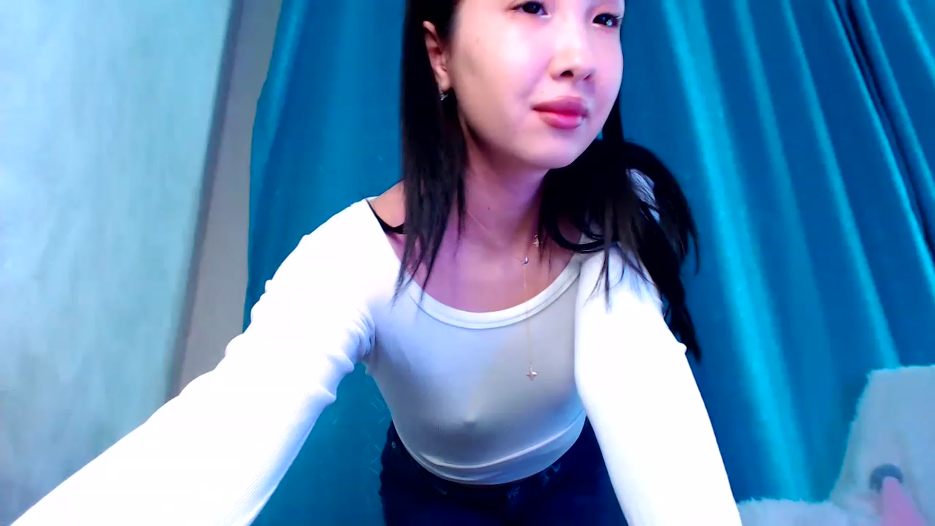 Gallery image thumbnail from ViktorrySweet's myfreecams stream on, 01/13/2023, 14:35 image 2 of 20