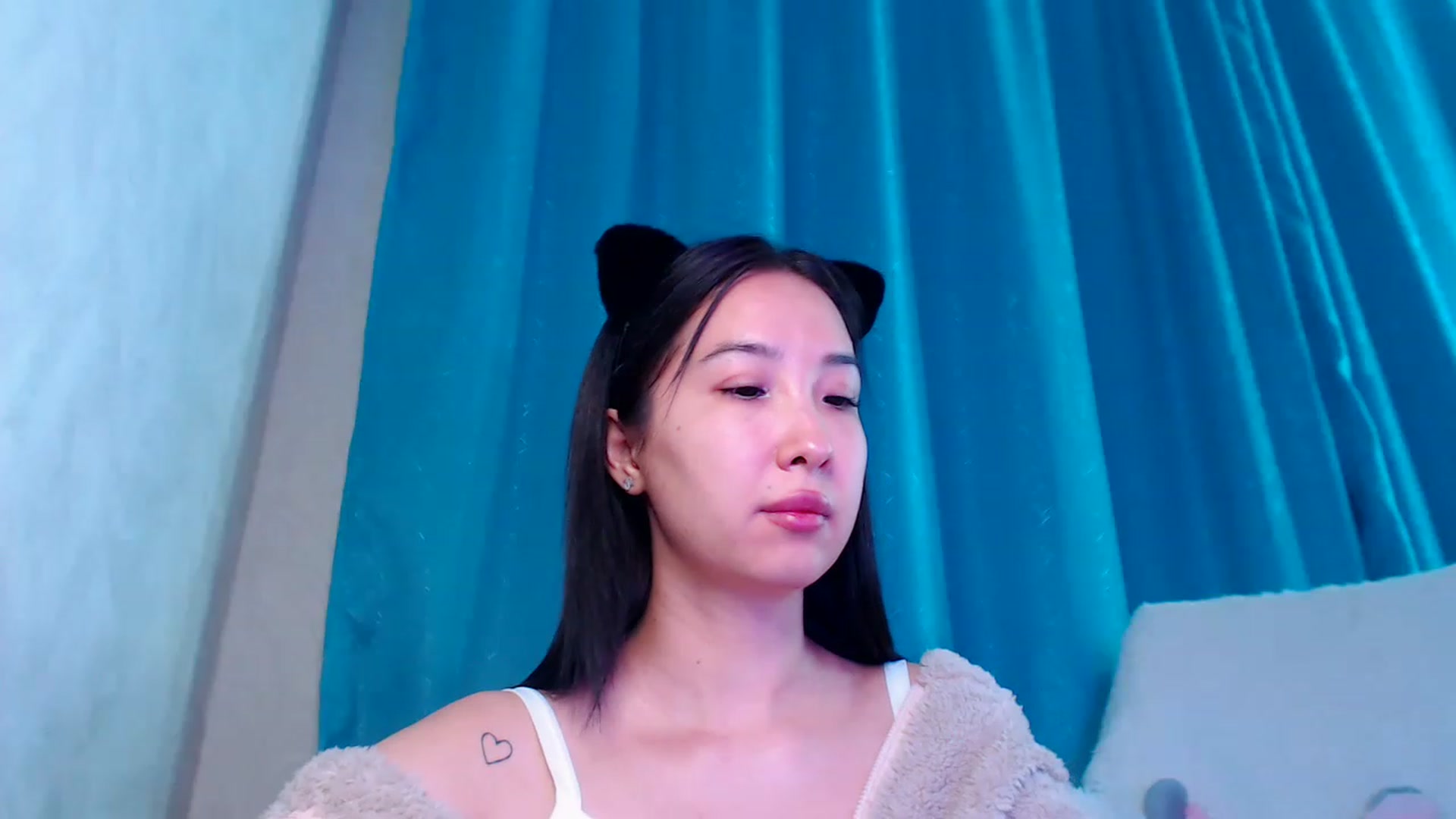 Gallery image thumbnail from ViktorrySweet's myfreecams stream on, 01/15/2023, 14:49 image 16 of 20