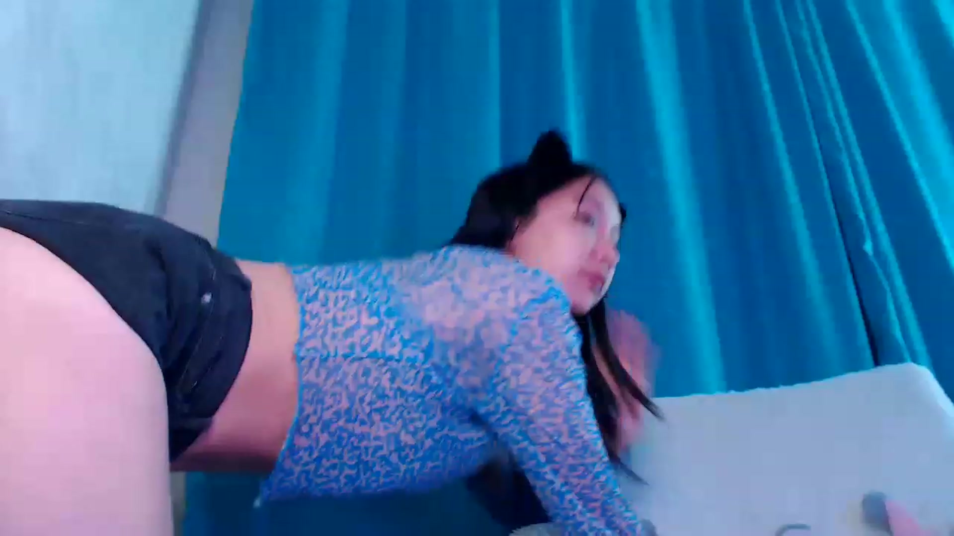 Gallery image thumbnail from ViktorrySweet's myfreecams stream on, 01/15/2023, 14:49 image 5 of 20