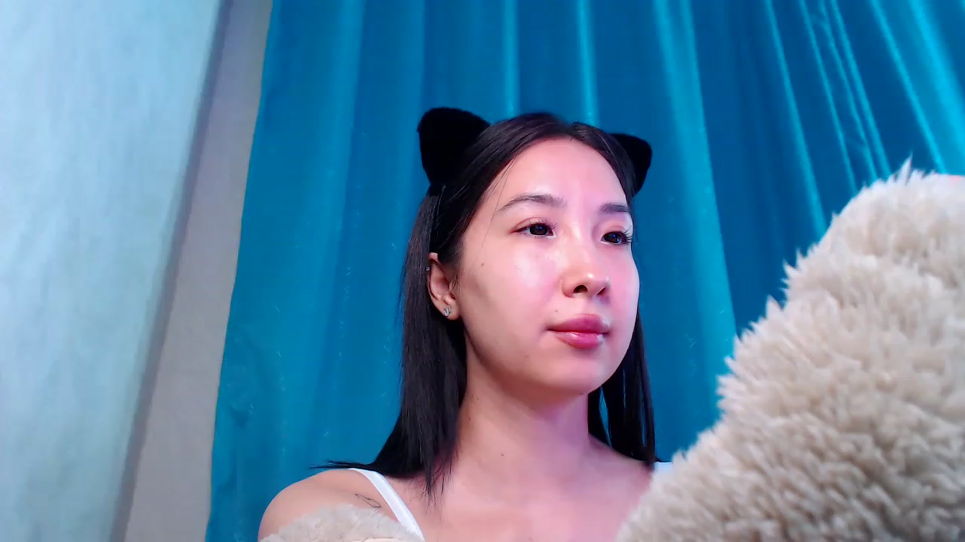 Gallery image thumbnail from ViktorrySweet's myfreecams stream on, 01/15/2023, 14:49 image 18 of 20