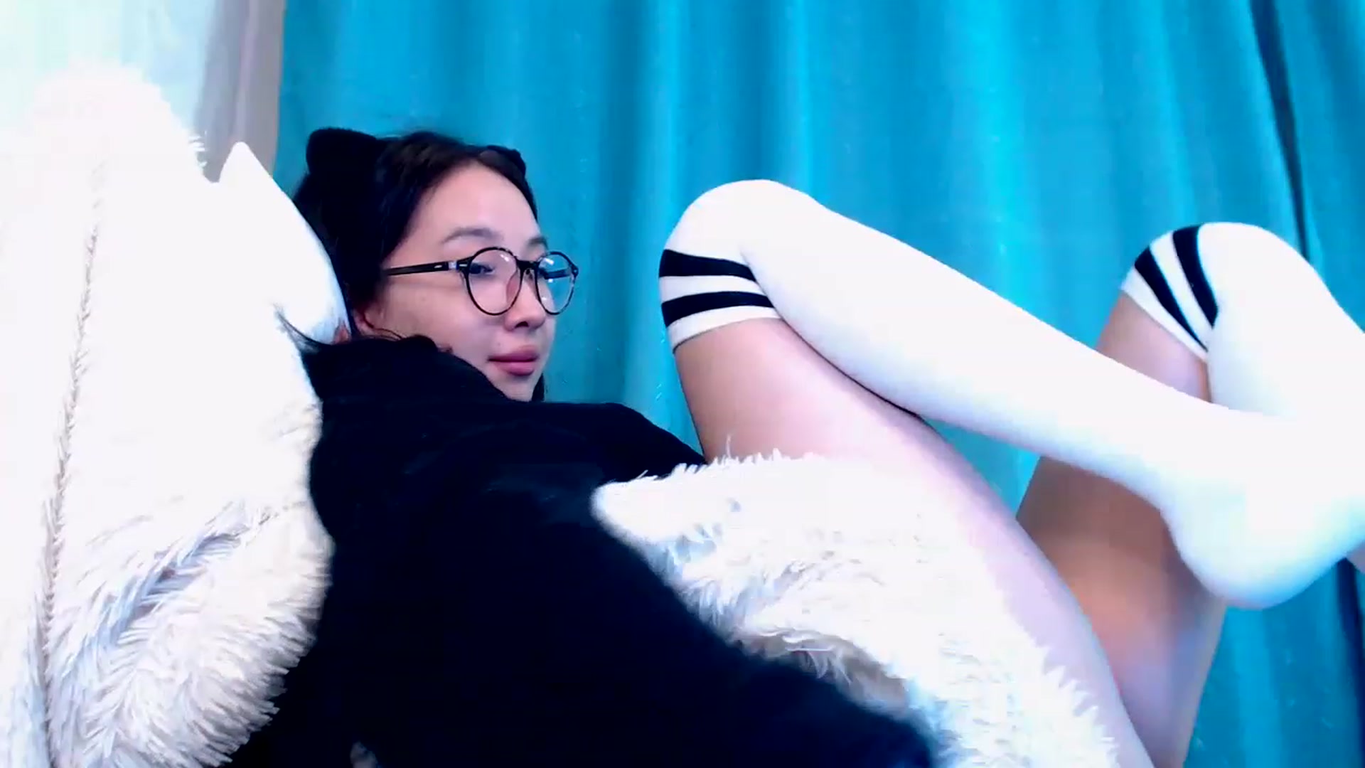 Gallery image thumbnail from ViktorrySweet's myfreecams stream on, 01/19/2023, 18:02 image 7 of 20