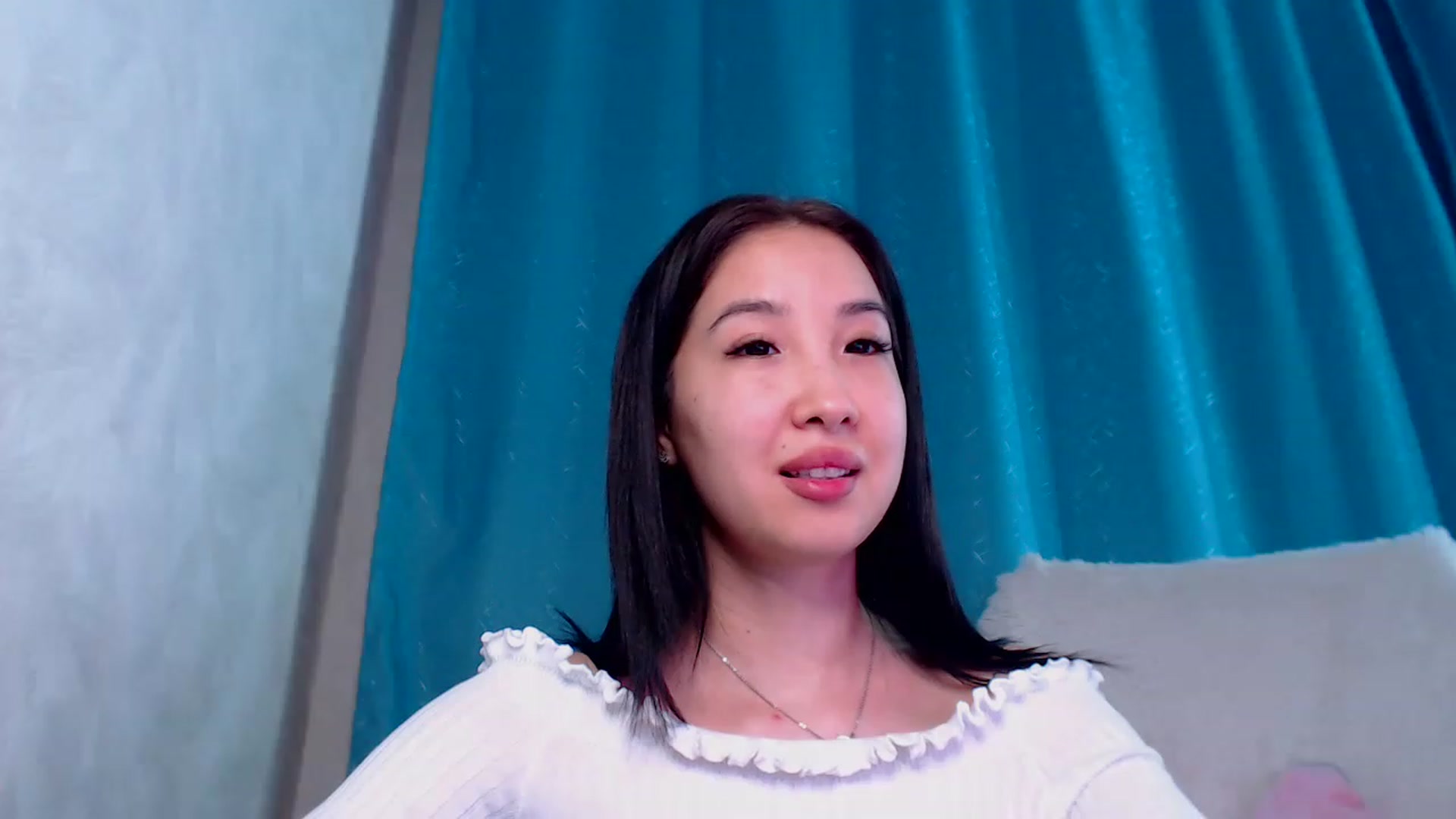 Gallery image thumbnail from ViktorrySweet's myfreecams stream on, 02/02/2023, 16:06 image 3 of 20