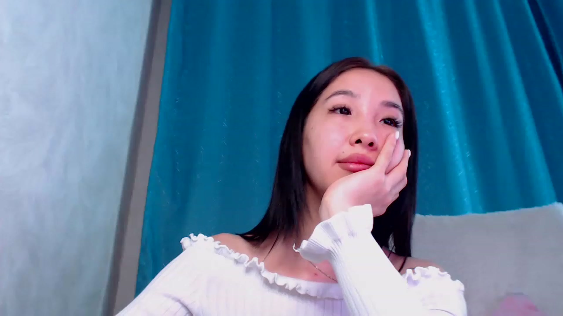 Gallery image thumbnail from ViktorrySweet's myfreecams stream on, 02/02/2023, 16:06 image 17 of 20