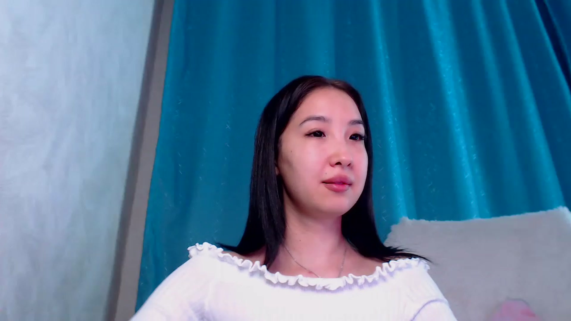 Gallery image thumbnail from ViktorrySweet's myfreecams stream on, 02/02/2023, 16:06 image 2 of 20
