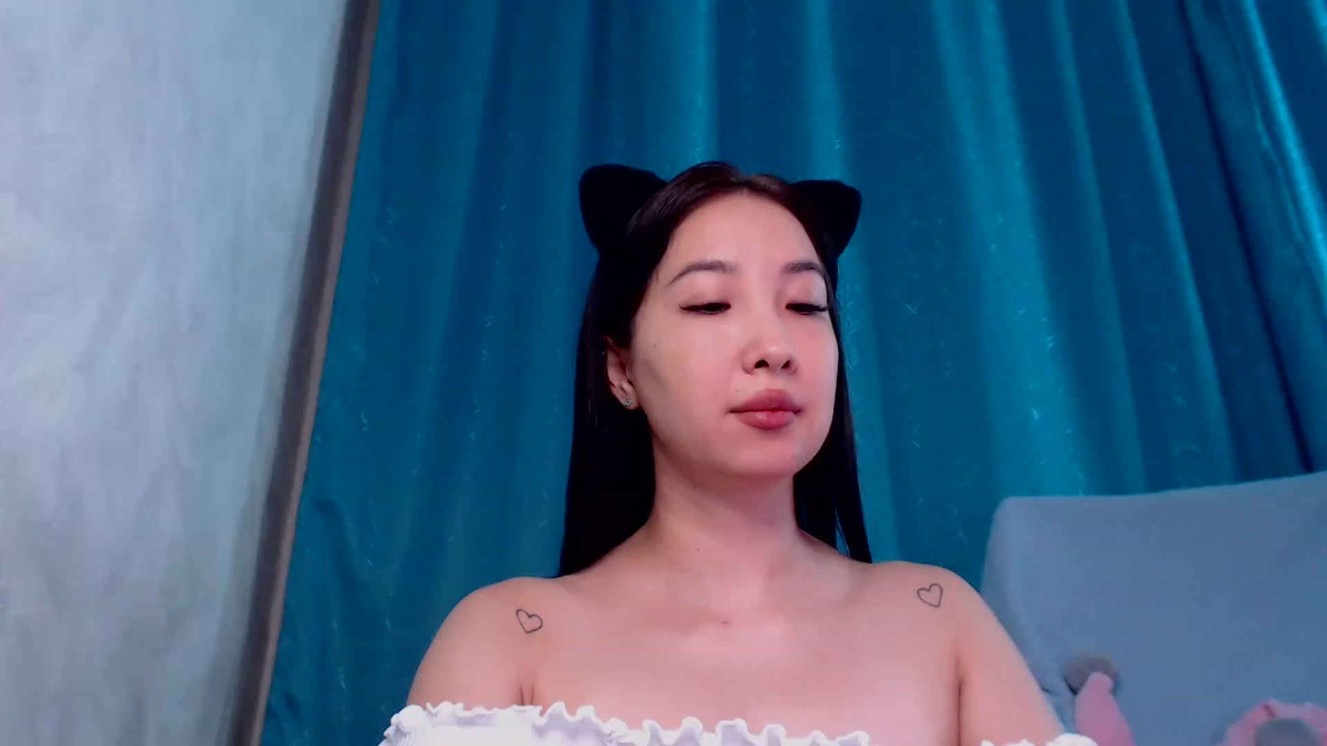 Gallery image thumbnail from ViktorrySweet's myfreecams stream on, 02/07/2023, 17:19 image 20 of 20