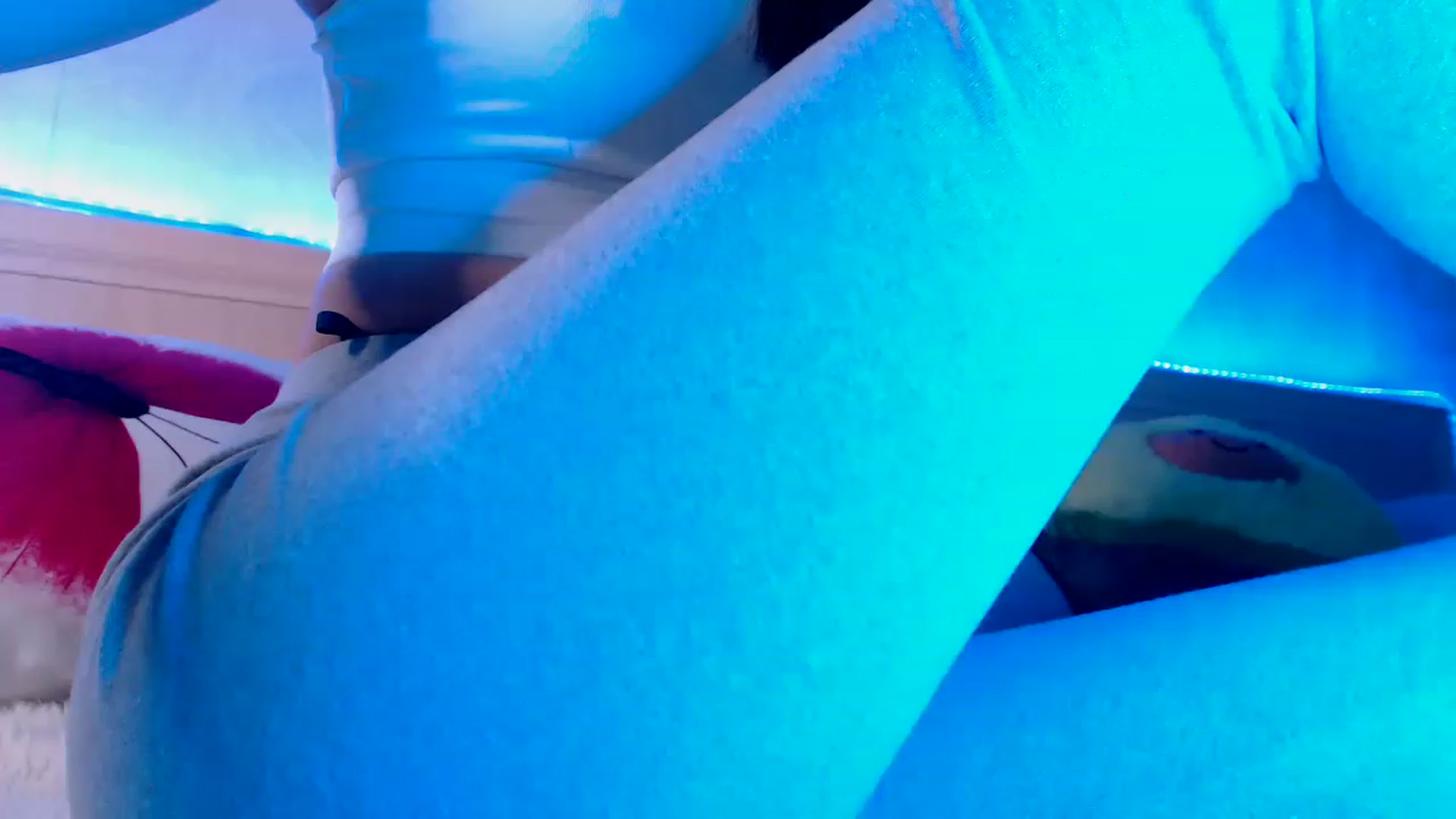 Gallery image thumbnail from ViktorrySweet's myfreecams stream on, 02/20/2023, 11:30 image 15 of 20