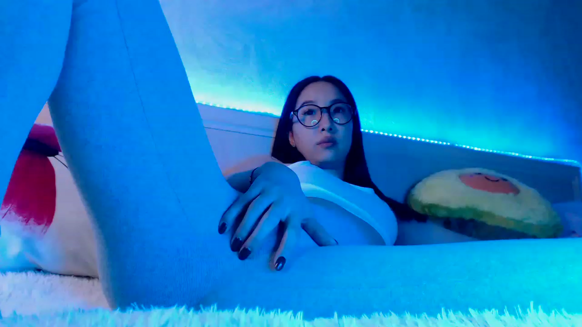 Gallery image thumbnail from ViktorrySweet's myfreecams stream on, 02/20/2023, 11:30 image 17 of 20