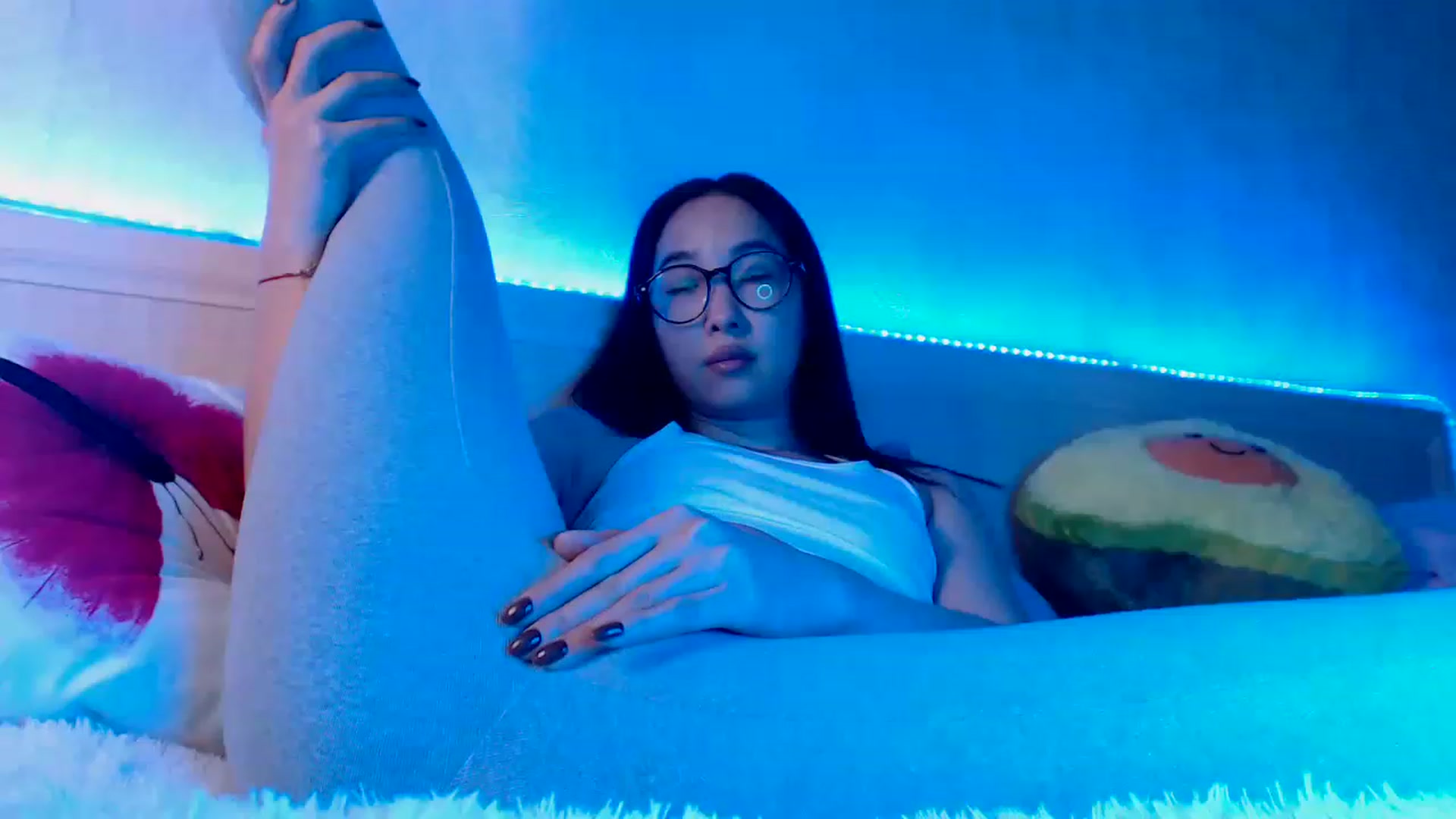 Gallery image thumbnail from ViktorrySweet's myfreecams stream on, 02/20/2023, 11:30 image 14 of 20