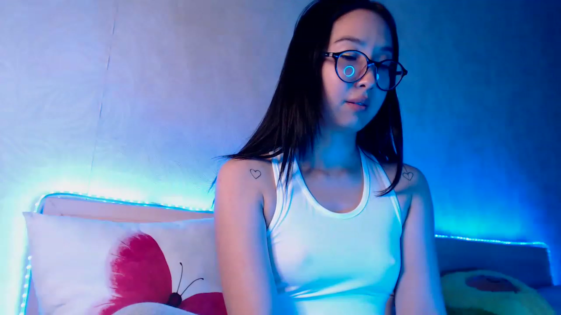 Gallery image thumbnail from ViktorrySweet's myfreecams stream on, 02/20/2023, 13:34 image 4 of 20
