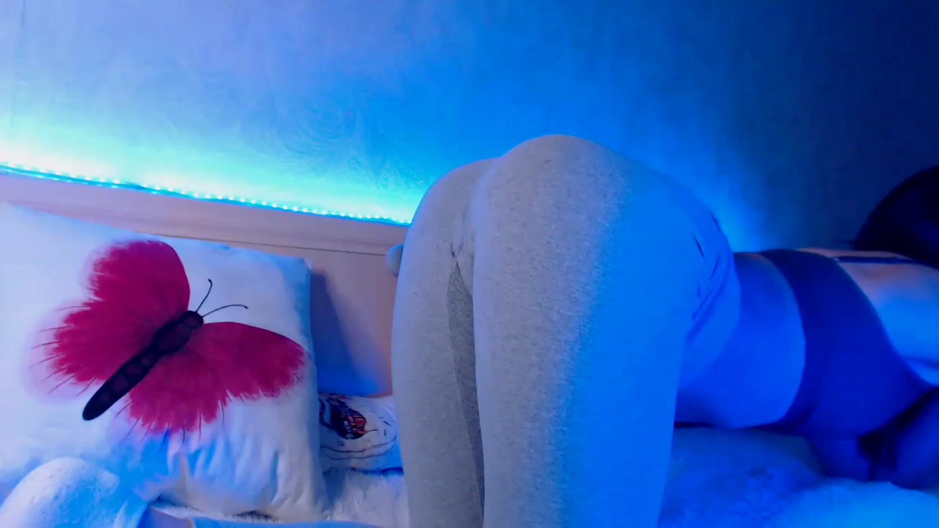 Gallery image thumbnail from ViktorrySweet's myfreecams stream on, 02/22/2023, 11:01 image 14 of 20