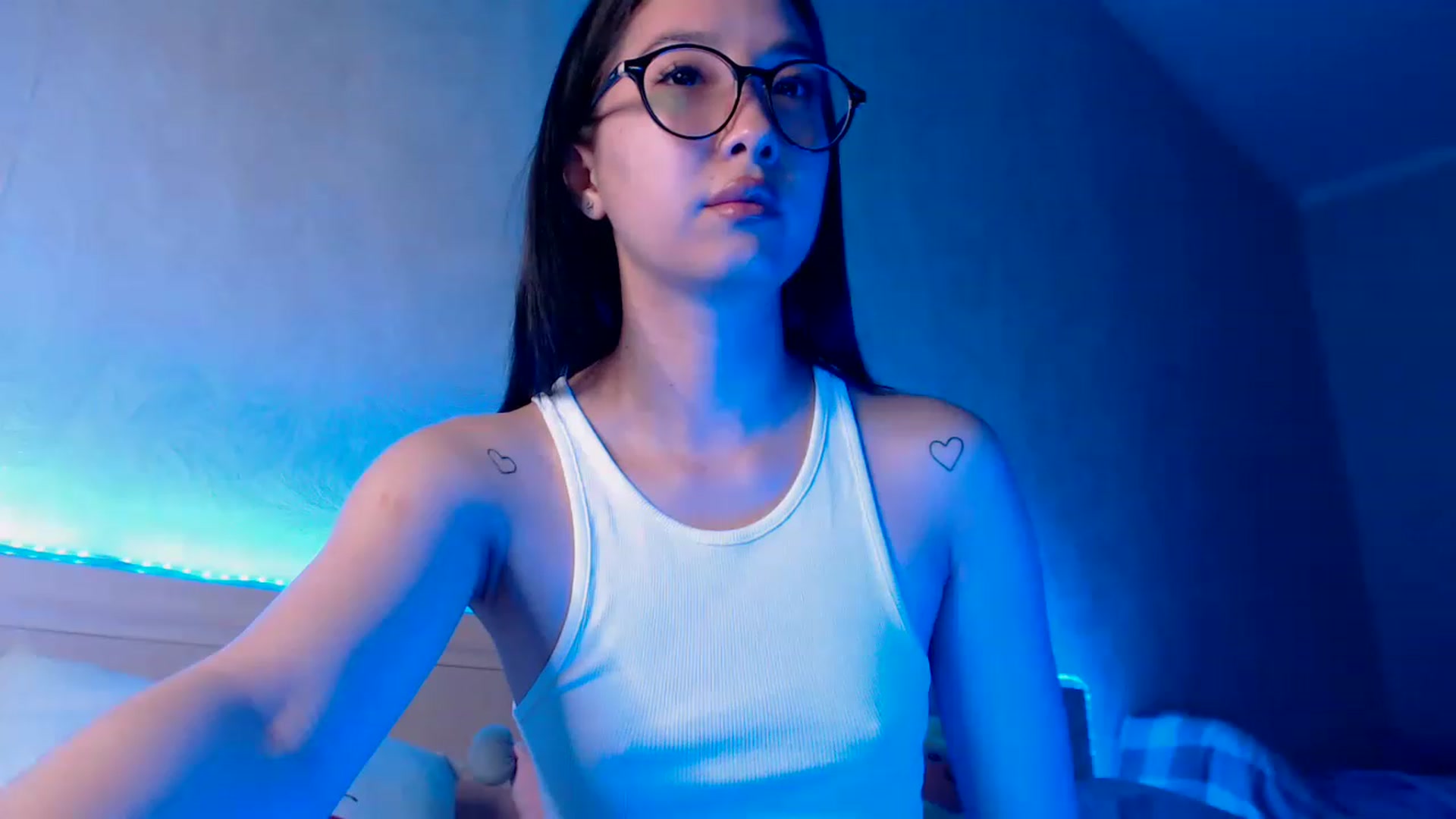 Gallery image thumbnail from ViktorrySweet's myfreecams stream on, 02/23/2023, 12:11 image 14 of 20