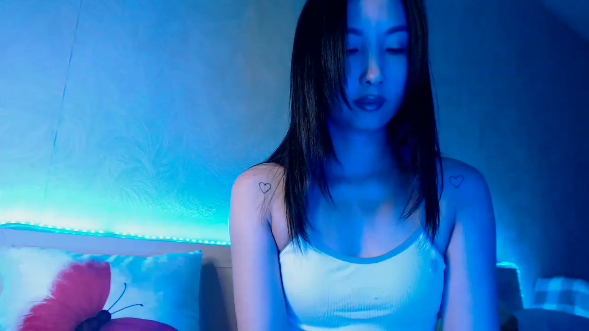 Gallery image thumbnail from ViktorrySweet's myfreecams stream on, 02/27/2023, 13:11 image 4 of 20