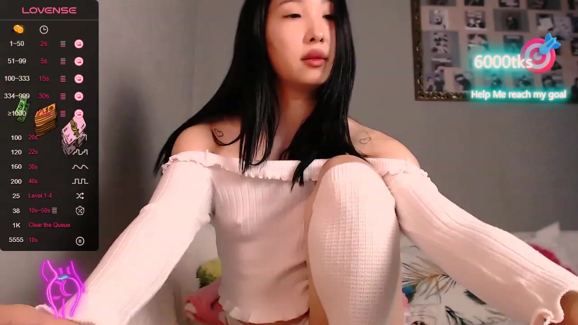 Gallery image thumbnail from ViktorrySweet's myfreecams stream on, 09/25/2023, 08:45 image 18 of 20