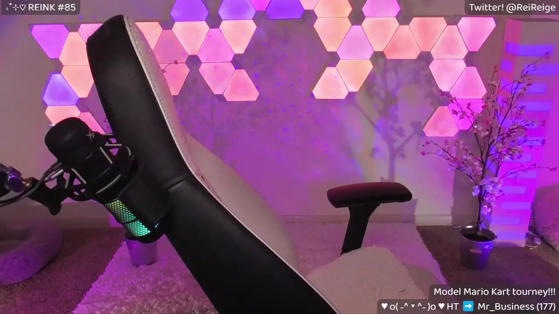 Gallery image thumbnail from Villager's myfreecams stream on, 09/30/2023, 03:56 image 20 of 20