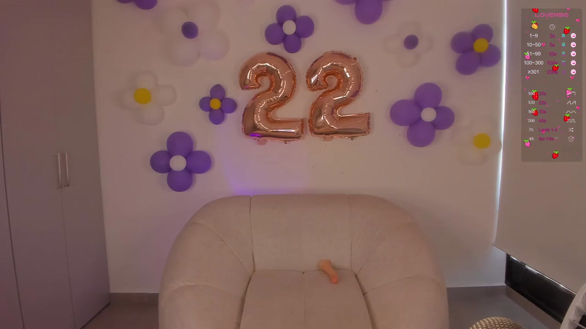 Gallery image thumbnail from Vilu_here's myfreecams stream on, 03/10/2024, 15:02 image 11 of 20