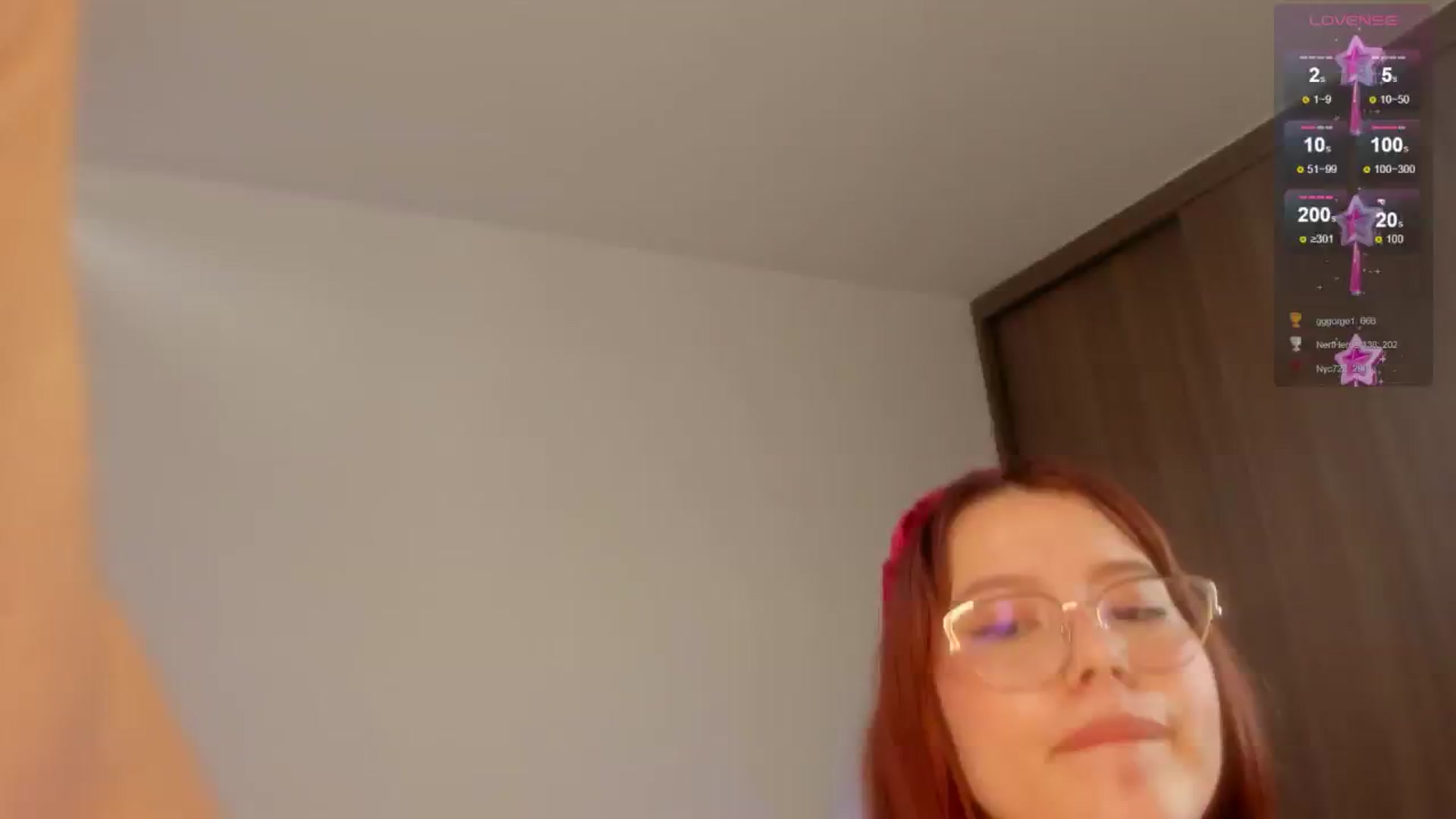 Gallery image thumbnail from Vilu_here's myfreecams stream on, 05/11/2024, 17:03 image 13 of 20
