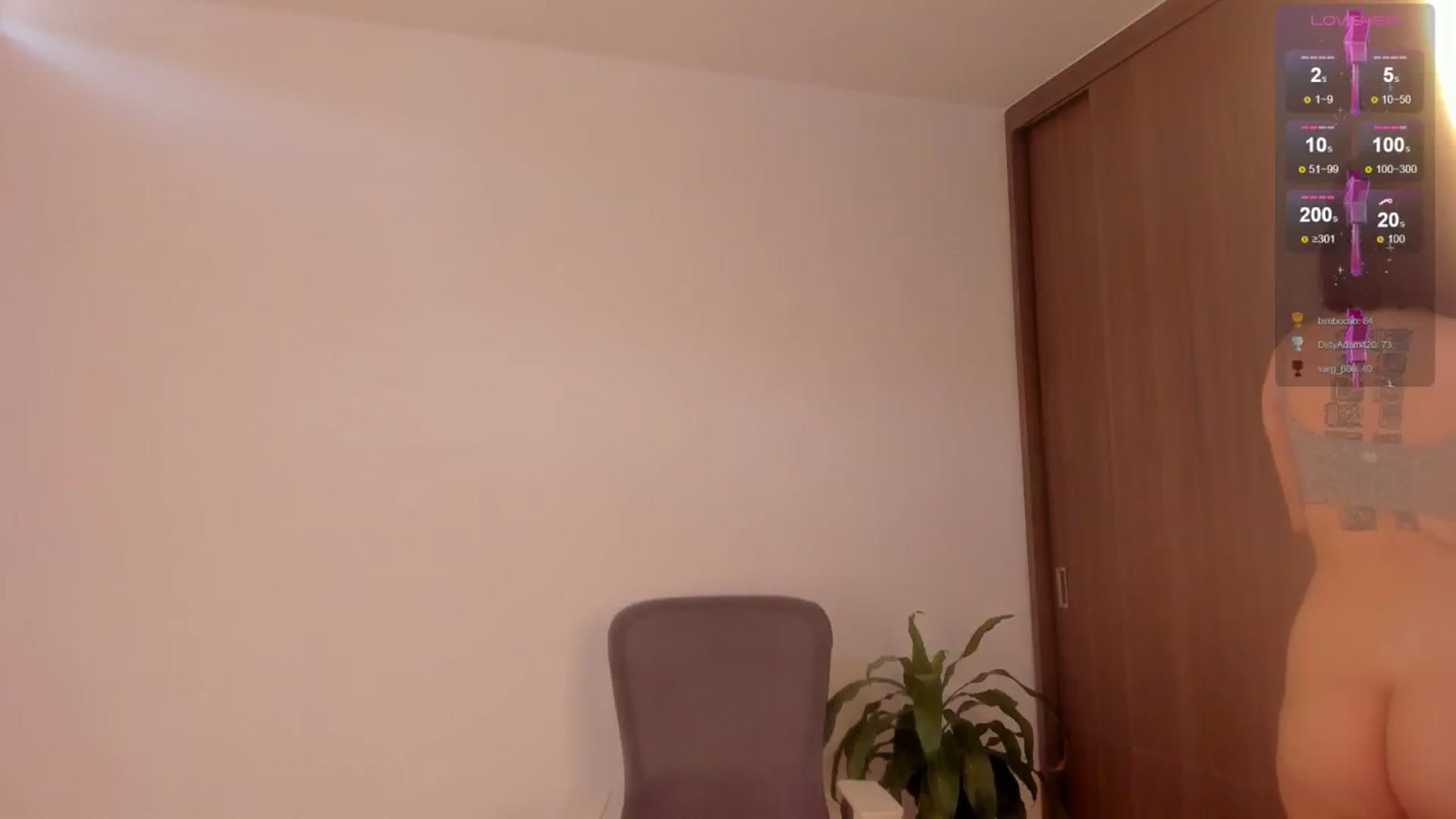 Gallery image thumbnail from Vilu_here's myfreecams stream on, 05/13/2024, 18:05 image 3 of 20