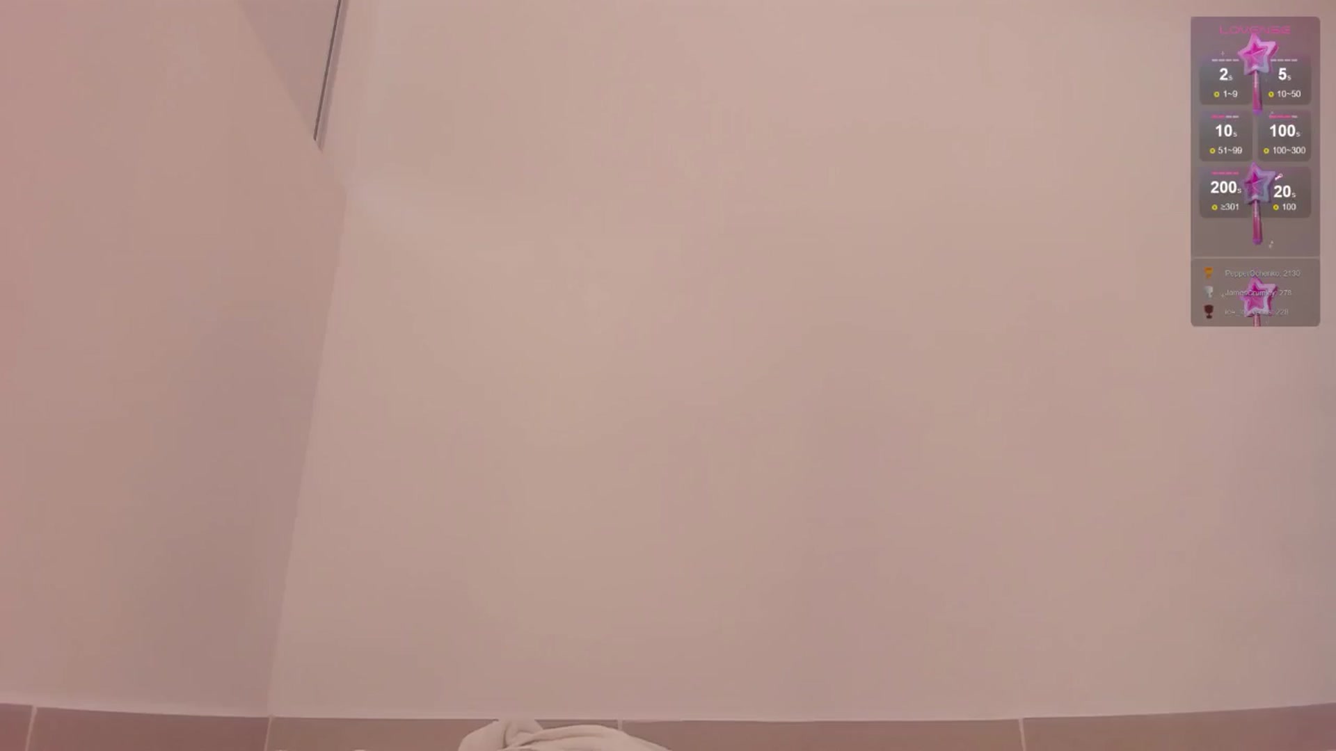 Gallery image thumbnail from Vilu_here's myfreecams stream on, 06/09/2024, 20:19 image 6 of 20