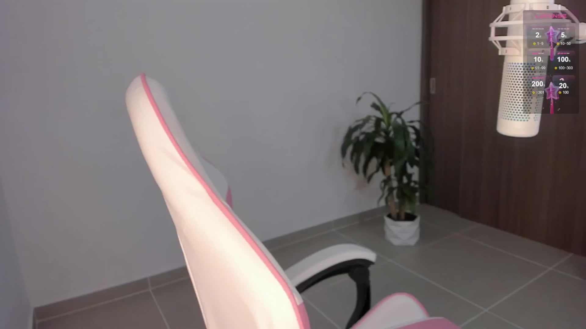 Gallery image thumbnail from Vilu_here's myfreecams stream on, 07/02/2024, 15:54 image 20 of 20