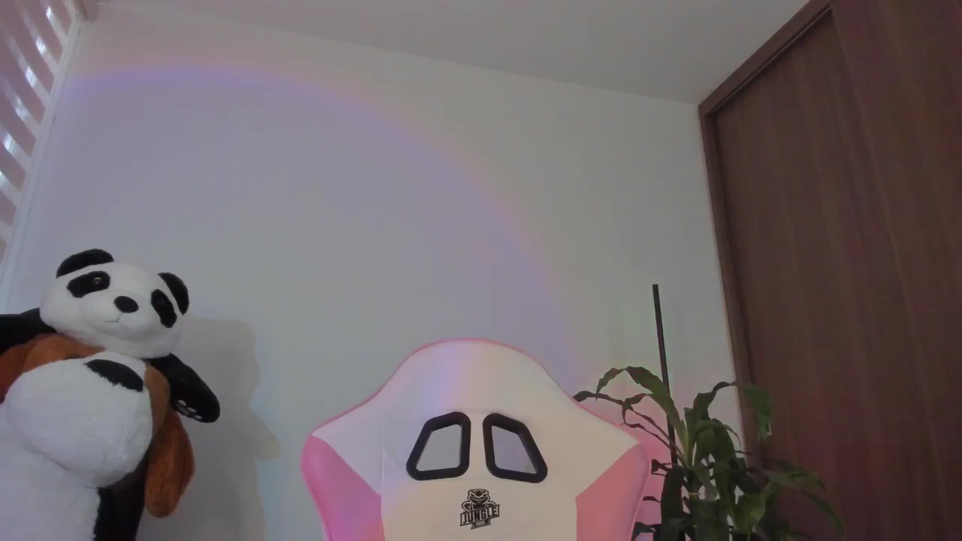 Gallery image thumbnail from Vilu_here's myfreecams stream on, 02/09/2025, 15:58 image 13 of 20