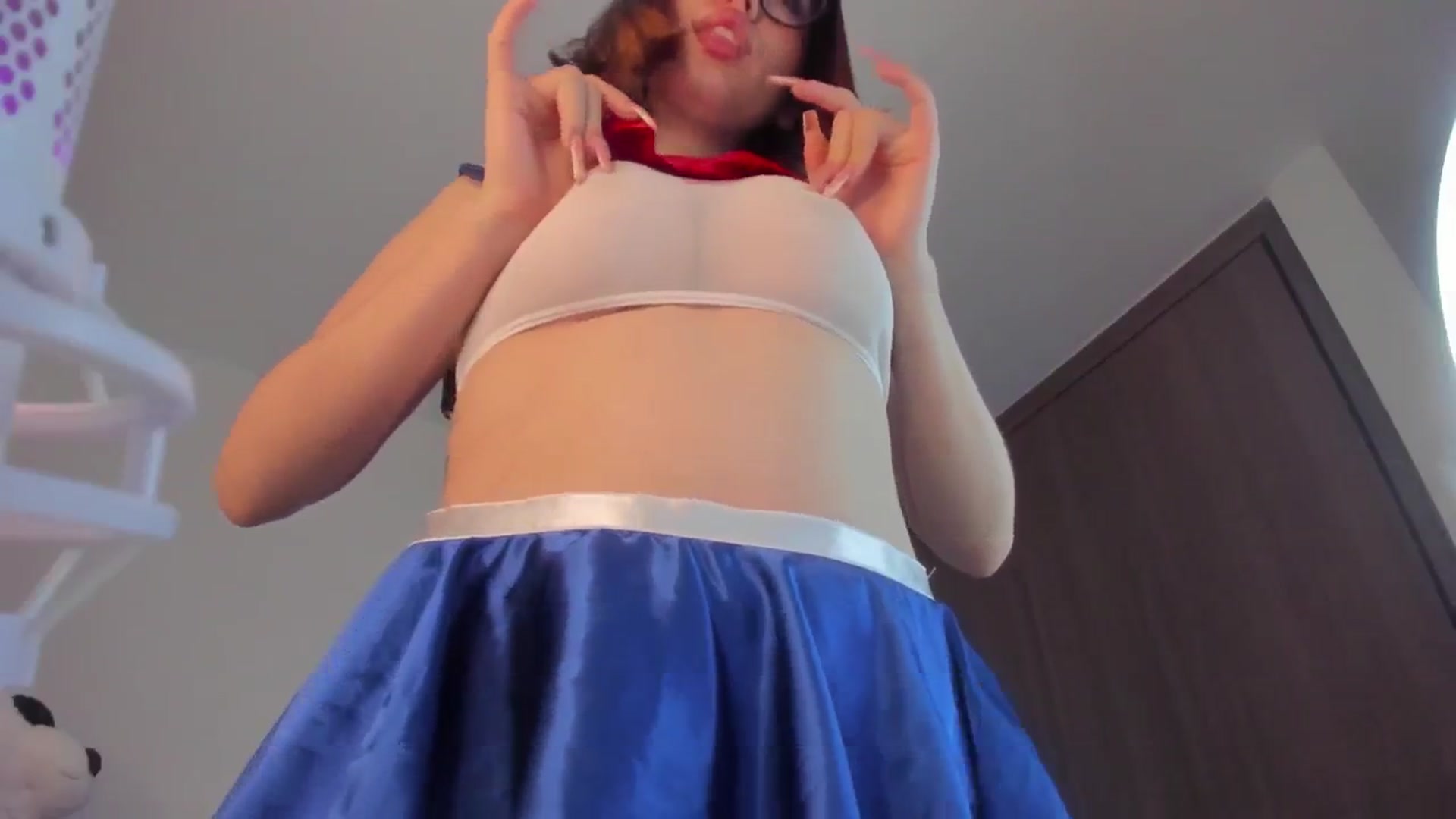 Gallery image thumbnail from Vilu_here's myfreecams stream on, 02/21/2025, 13:58 image 4 of 20