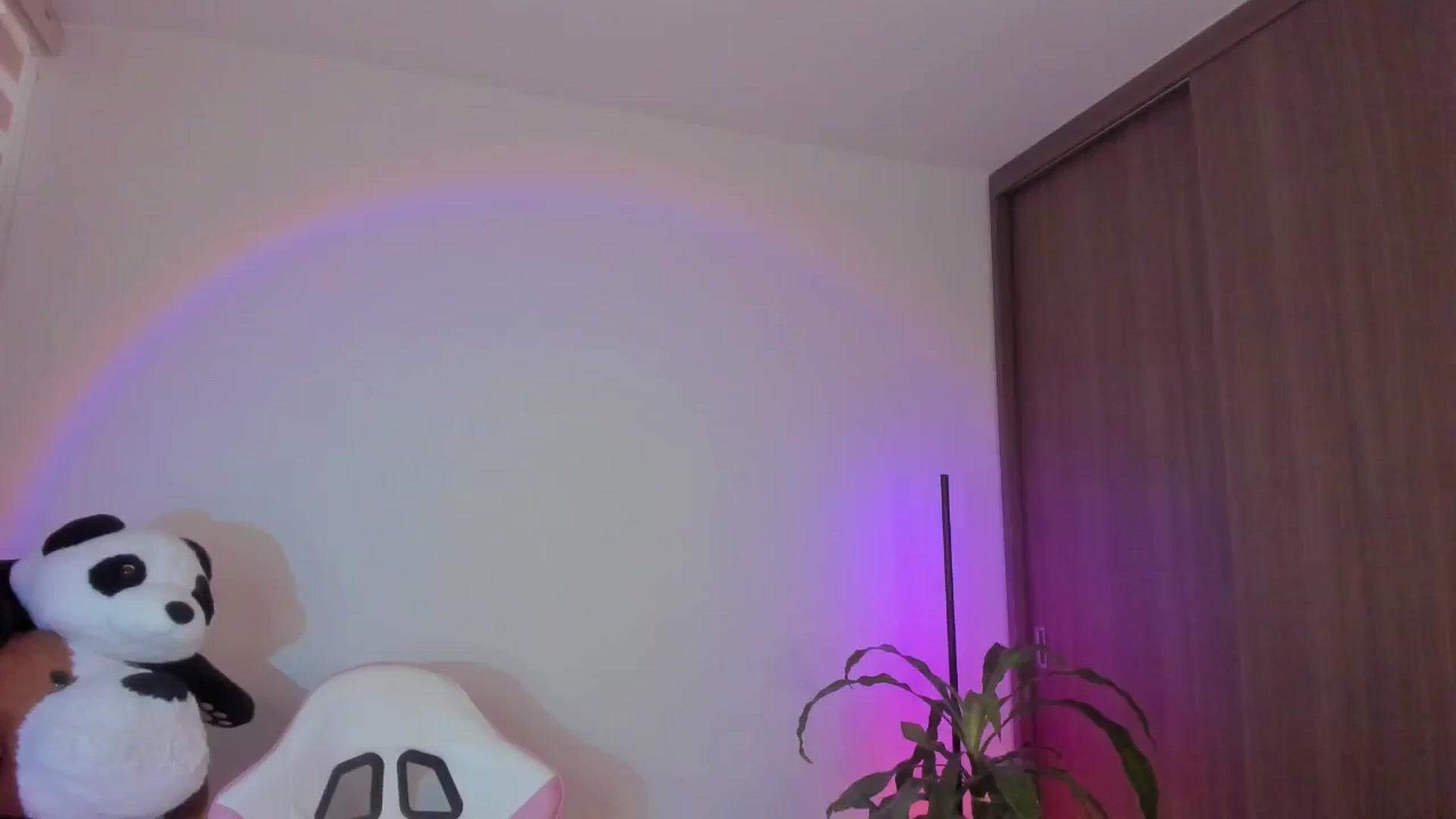 Gallery image thumbnail from Vilu_here's myfreecams stream on, 02/22/2025, 18:26 image 10 of 20
