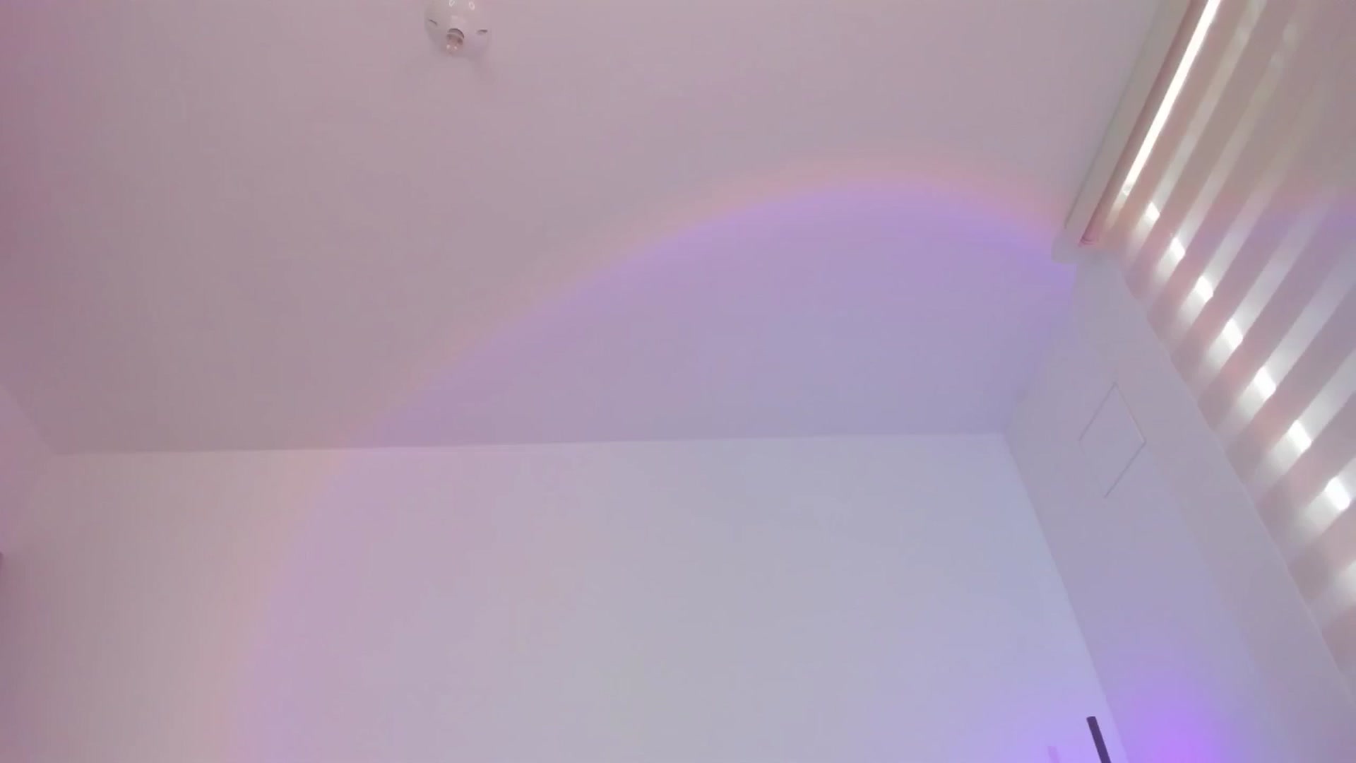 Gallery image thumbnail from Vilu_here's myfreecams stream on, 03/28/2025, 14:40 image 16 of 20