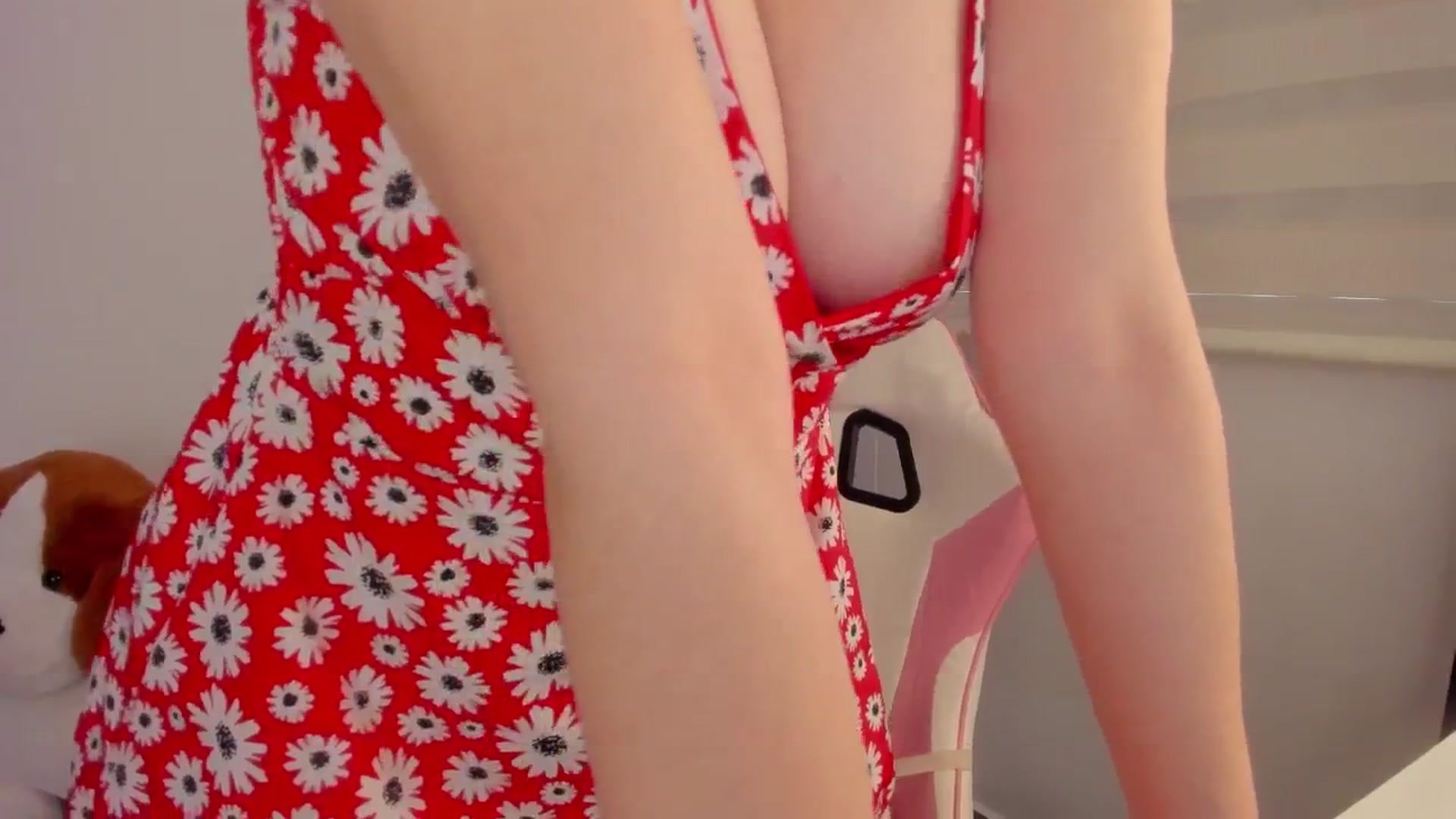 Gallery image thumbnail from Vilu_here's myfreecams stream on, 04/06/2025, 14:46 image 16 of 20