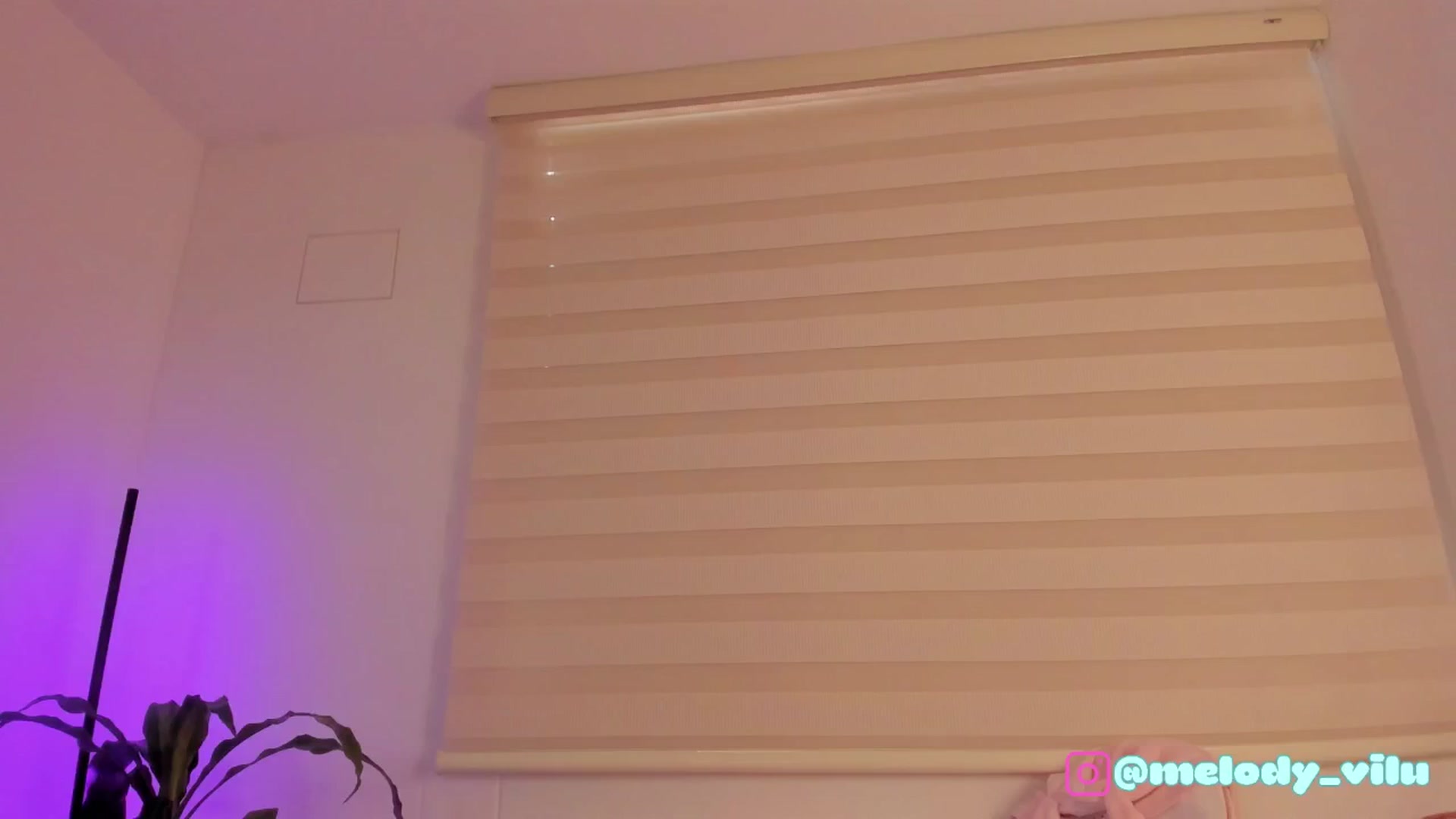 Gallery image thumbnail from Vilu_here's myfreecams stream on, 05/04/2025, 15:38 image 20 of 20