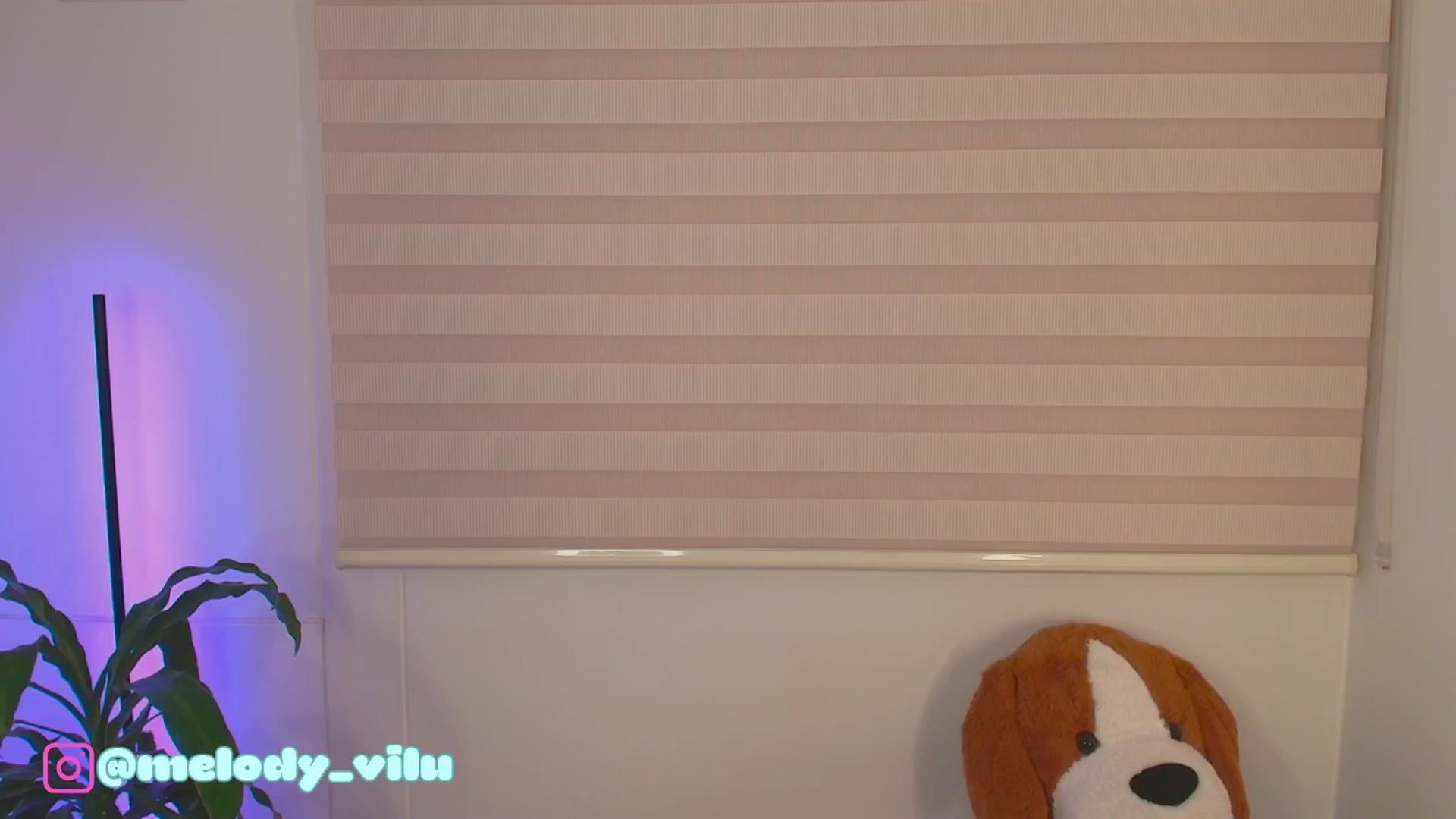 Gallery image thumbnail from Vilu_here's myfreecams stream on, 06/17/2025, 05:14 image 12 of 20