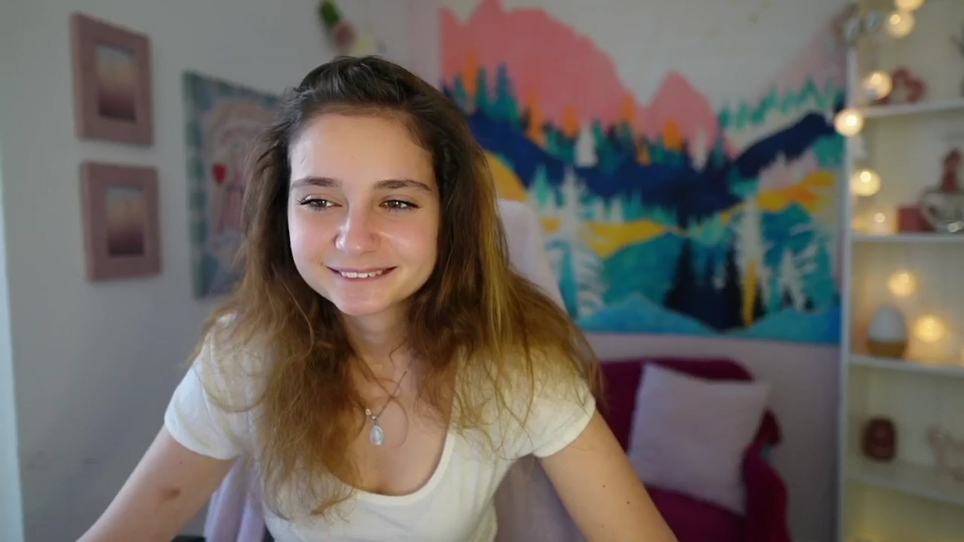 Gallery image thumbnail from Vina_Sky's myfreecams stream on, 07/06/2024, 09:44 image 9 of 20
